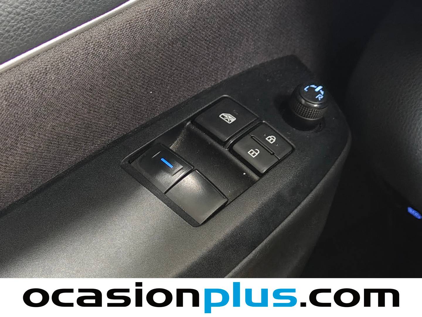 Foto Toyota Yaris Toyota Yaris 120H Business Plus (116 CV)