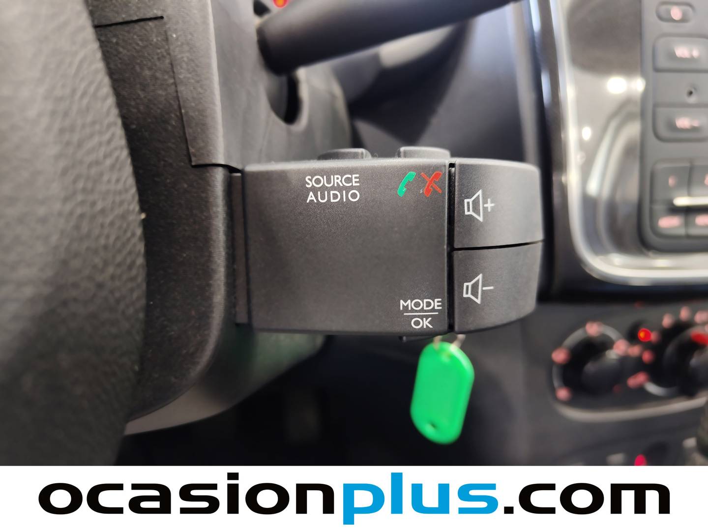 Extras y acabados del Dacia Sandero Dacia Sandero Essential 1.0 (73 CV)