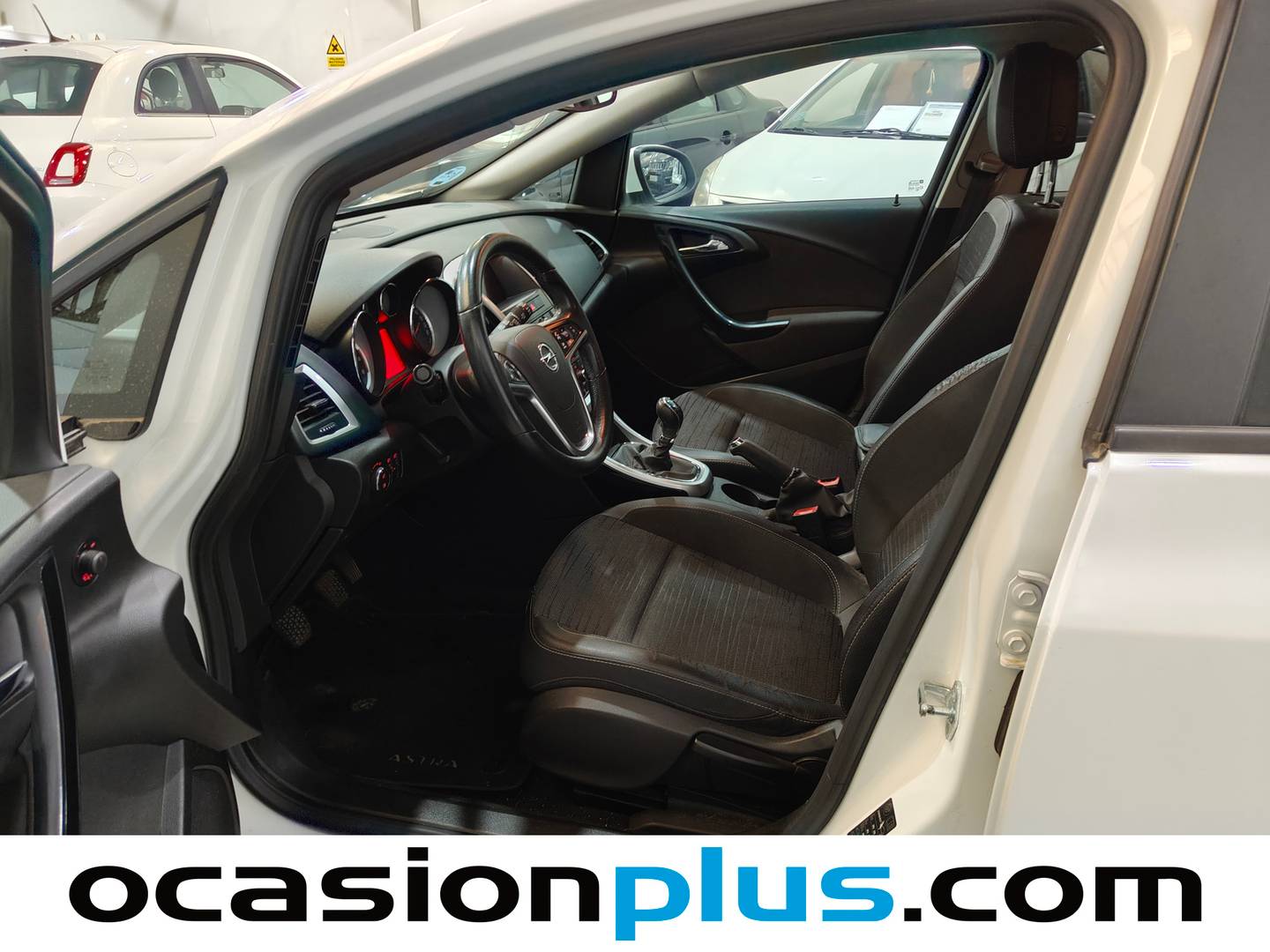 Foto asientos delanteros Opel Astra Opel Astra 1.4 Turbo Selective (140 CV)