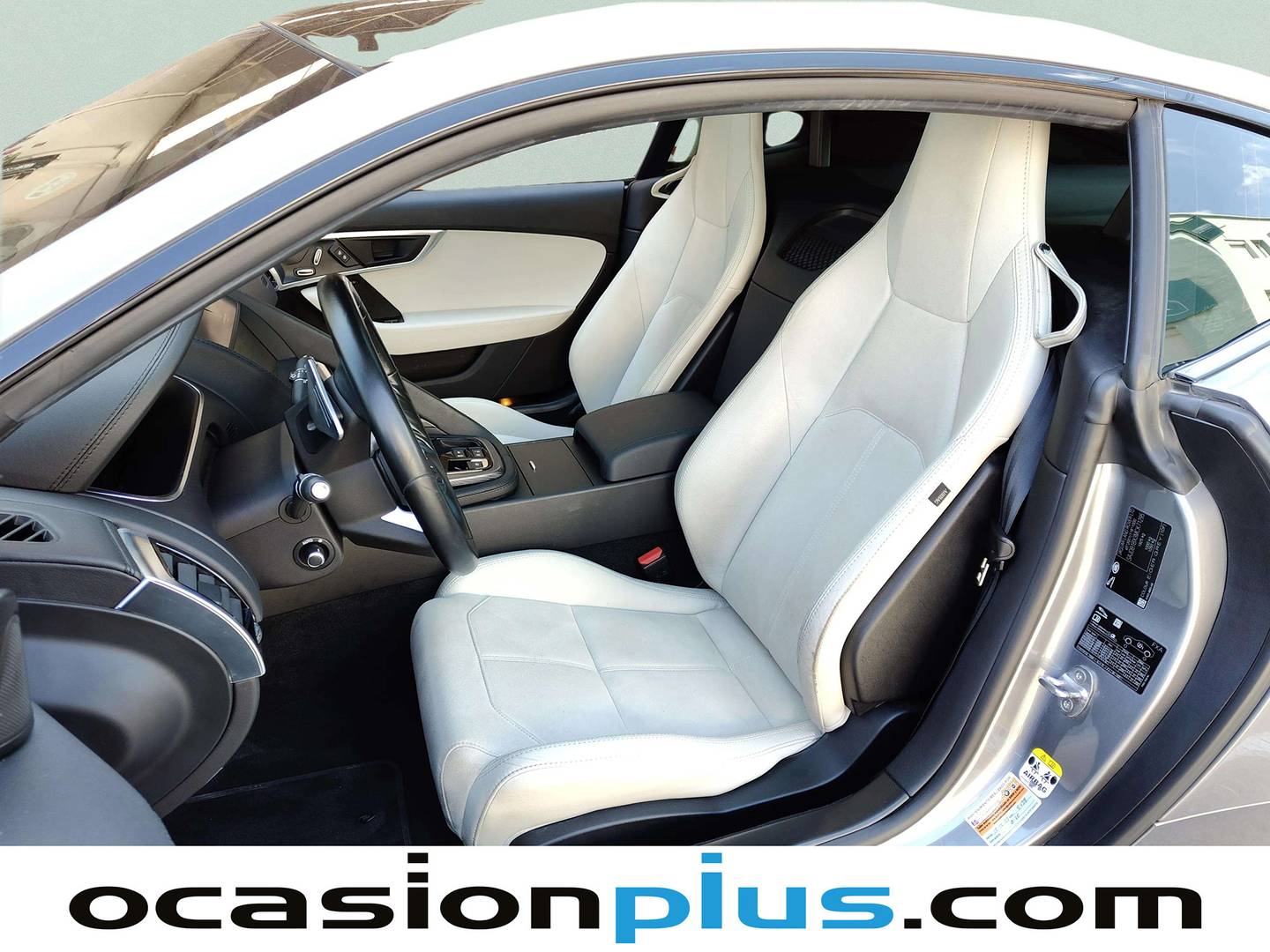 Foto asientos delanteros Jaguar F-Type Jaguar F-TYPE Coupe 2.0 i4 R-Dynamic Auto (300 CV)
