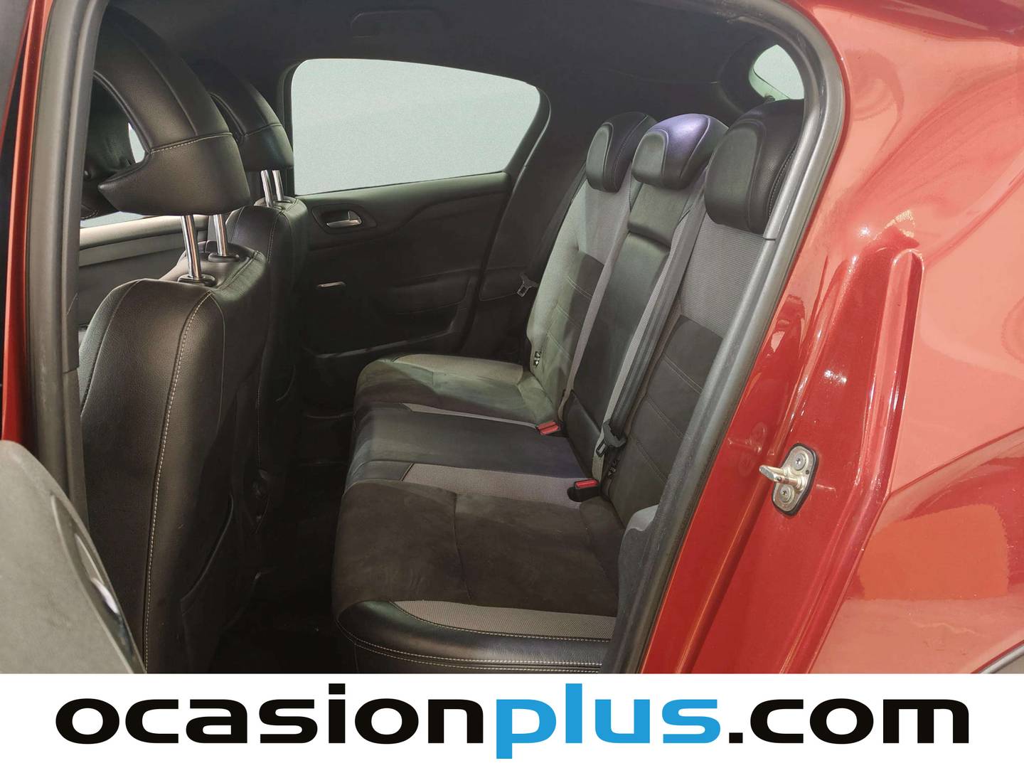 Foto asientos traseros DS DS 4 Crossback DS DS 4 Crossback 1.6 BlueHDi S&S Style EAT6 (120 CV)