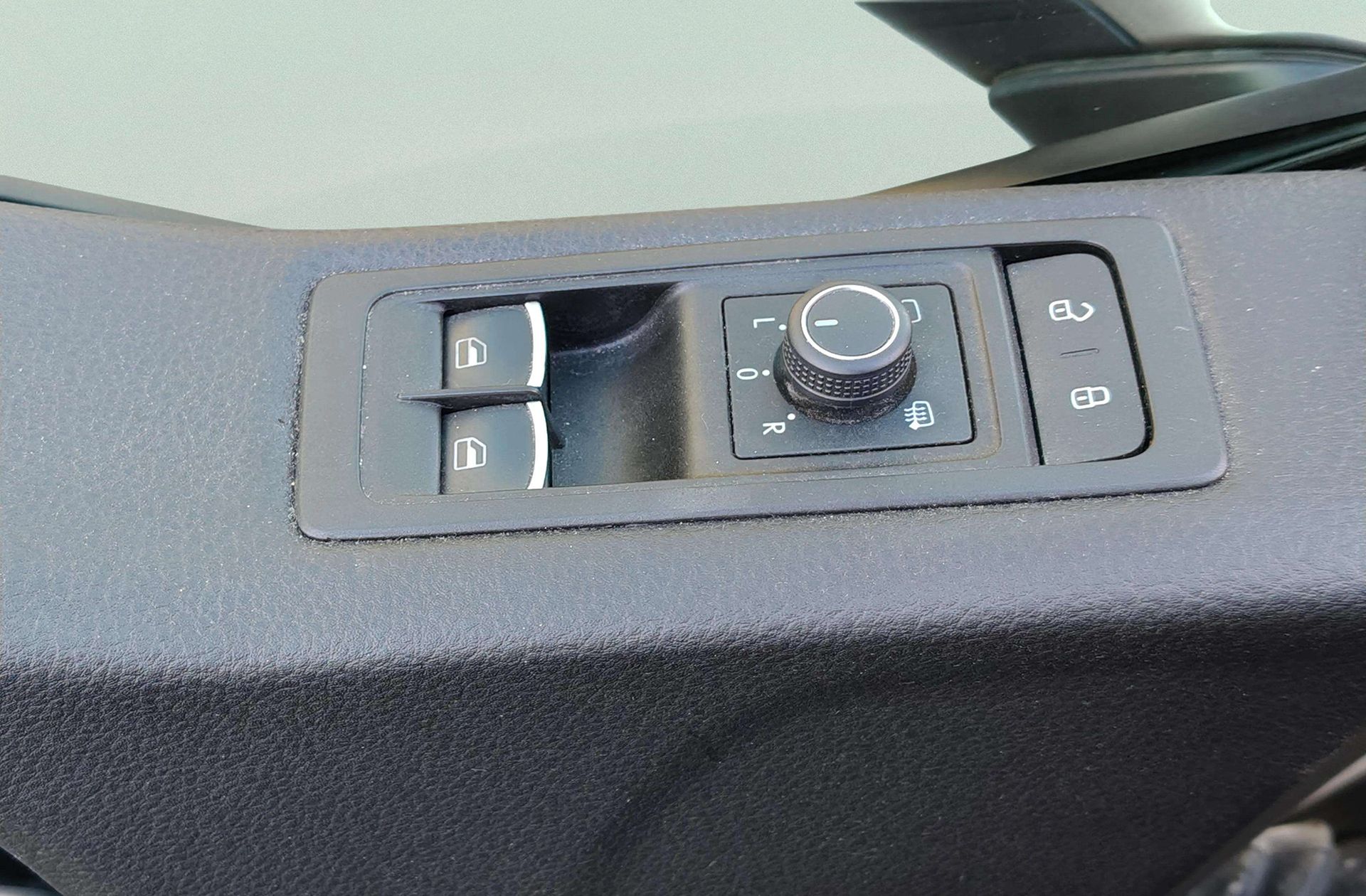 Volkswagen Multivan Premium Batalla Corta 2.0 TDI 4Motion BMT DSG 7 plazas - foto 35