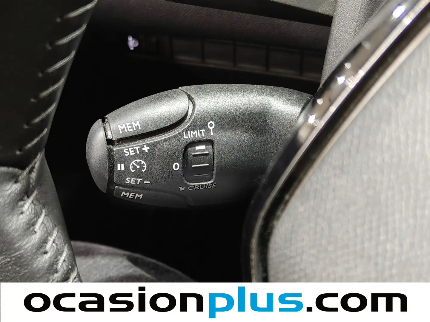 Foto Peugeot 2008 Peugeot 2008 PureTech 100 S&S Allure (100 CV)