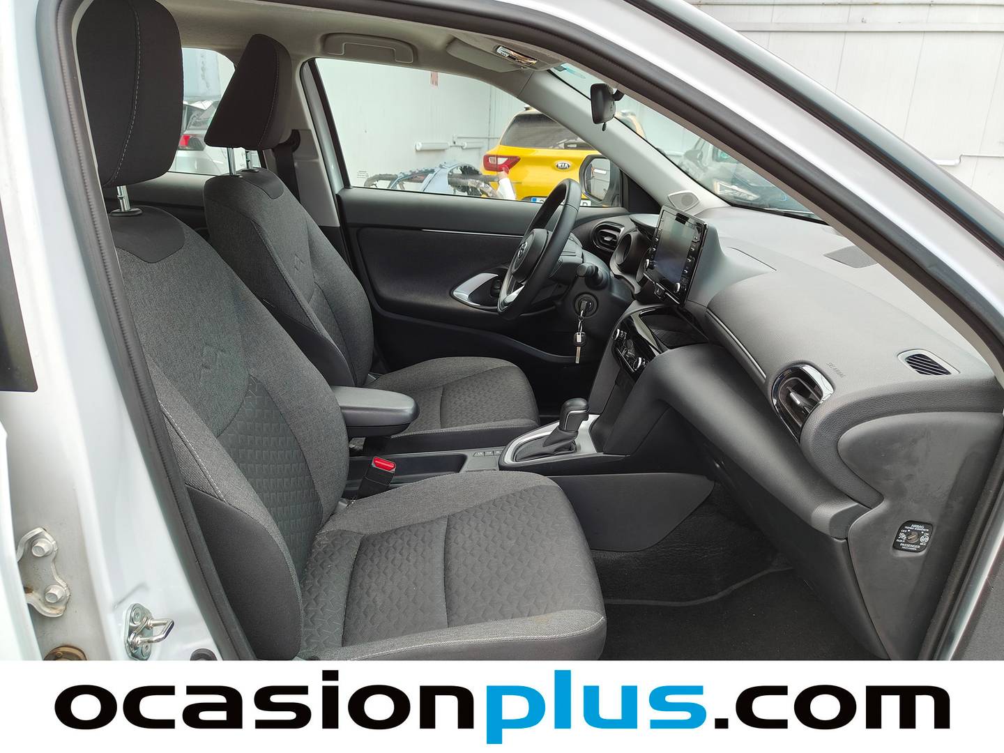 Toyota Yaris Cross Toyota Yaris Cross 120H Business Plus (116 CV) km 0