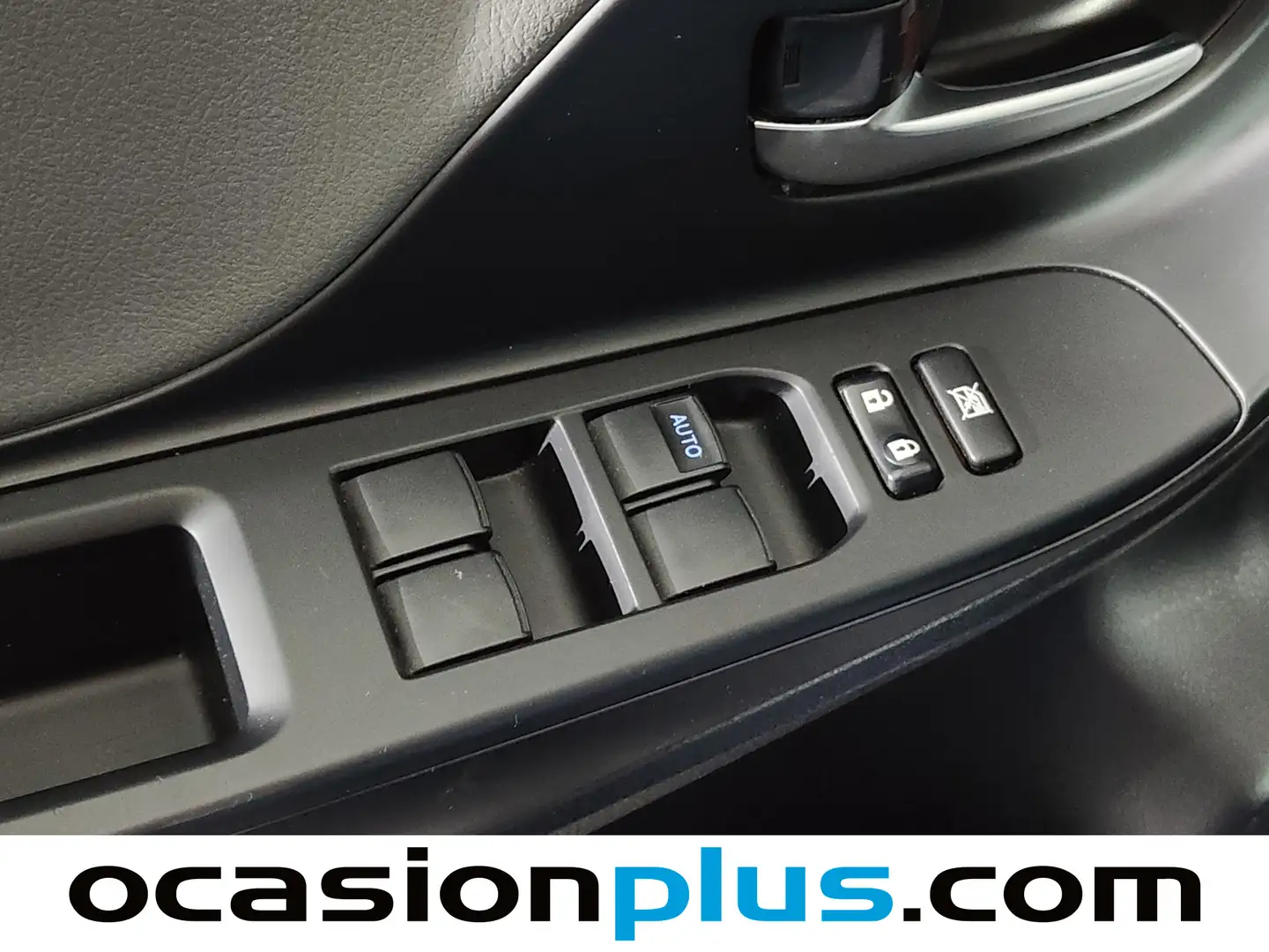 Foto Toyota Yaris Toyota Yaris 1.5 Hybrid Active (100 CV)