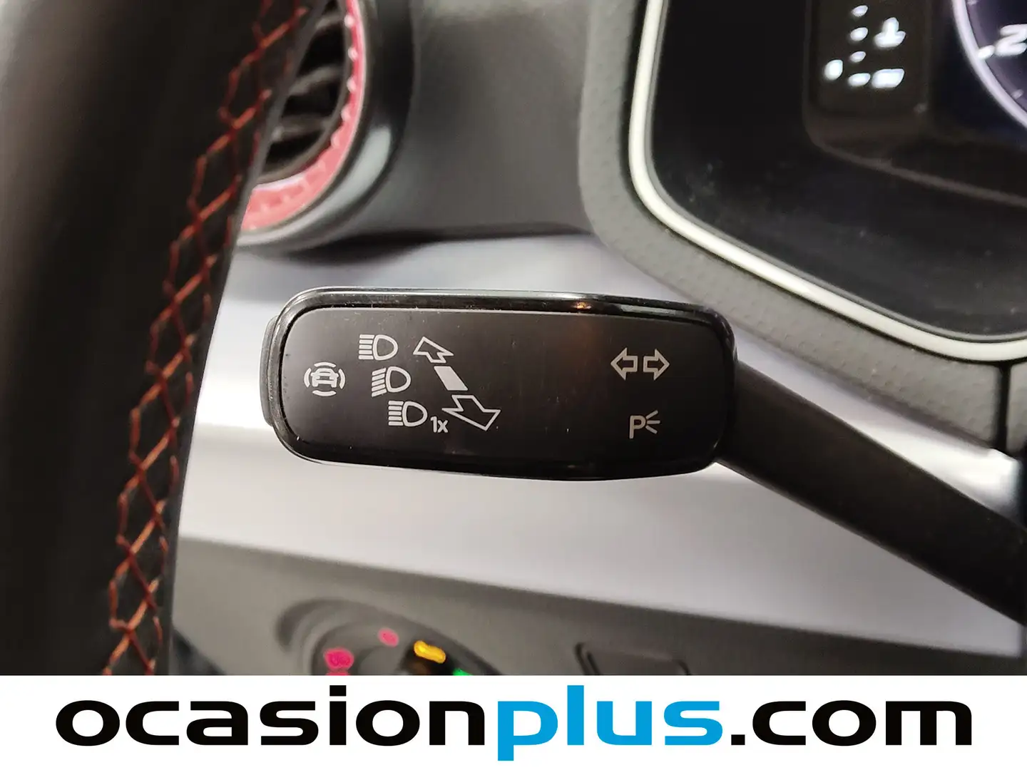 Foto Seat Arona SEAT Arona 1.5 TSI FR XL DSG  (150 CV)