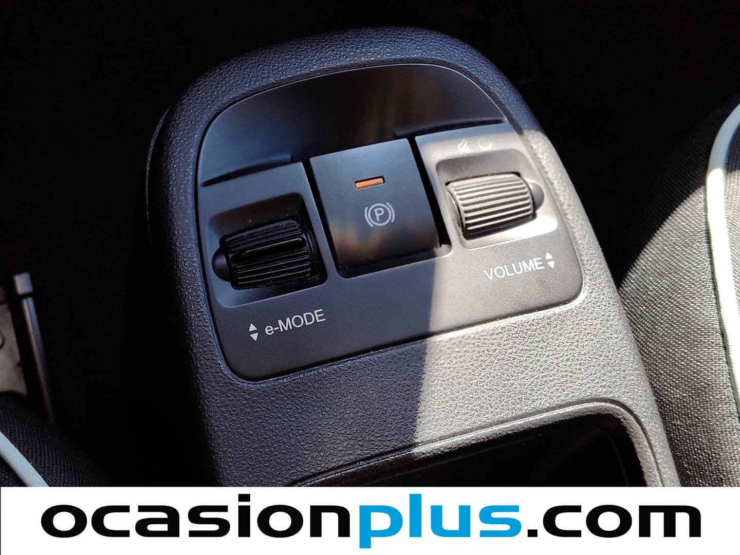 Equipamiento del Fiat 500 Fiat 500 Electrico Monotrim 320km (118 CV)