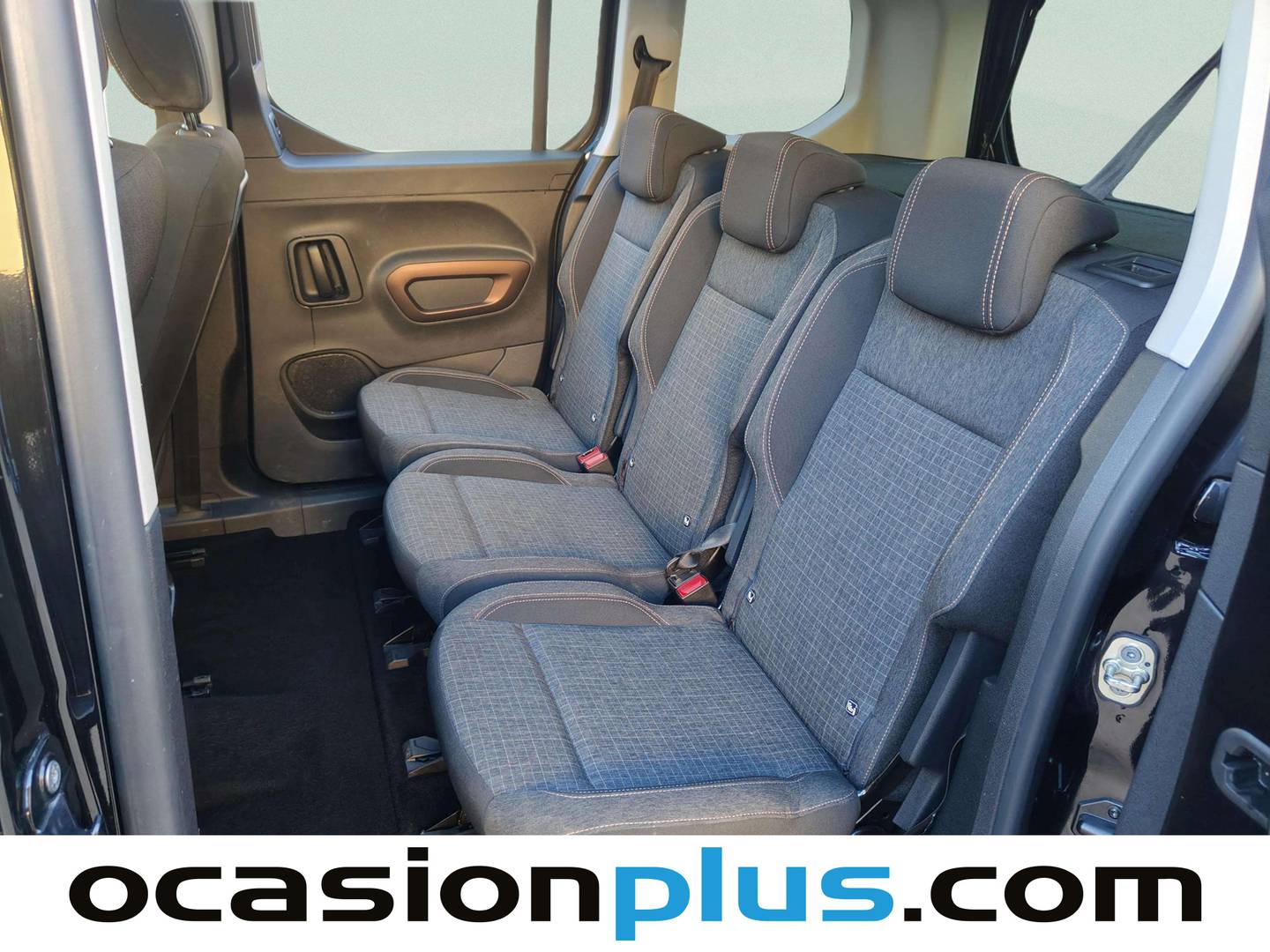 Foto Peugeot Rifter Peugeot Rifter BlueHDi 130 GT Line Standard EAT8 (130 CV)