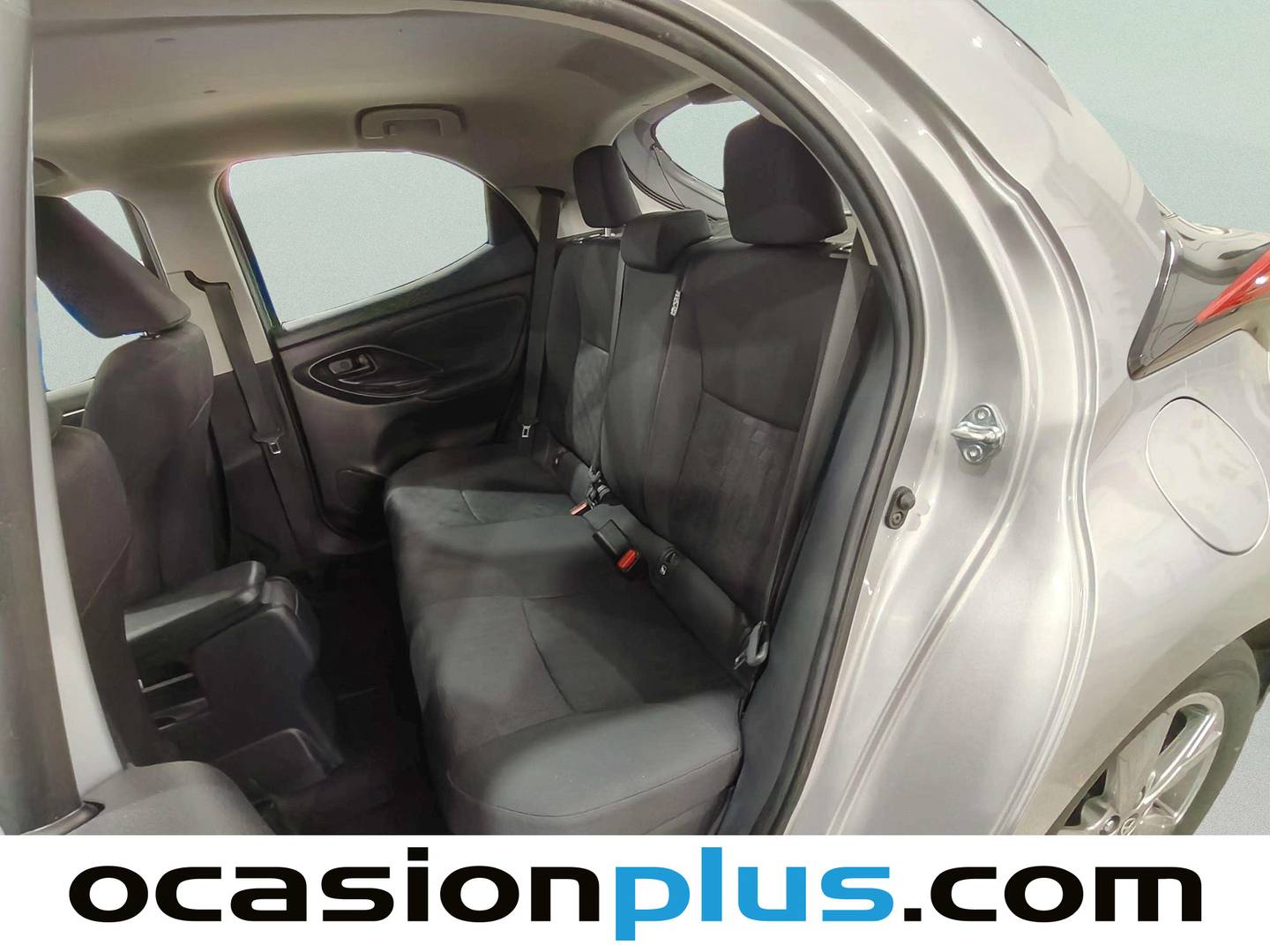 Foto asientos traseros Toyota Yaris Toyota Yaris 120H Active Plus (116 CV)