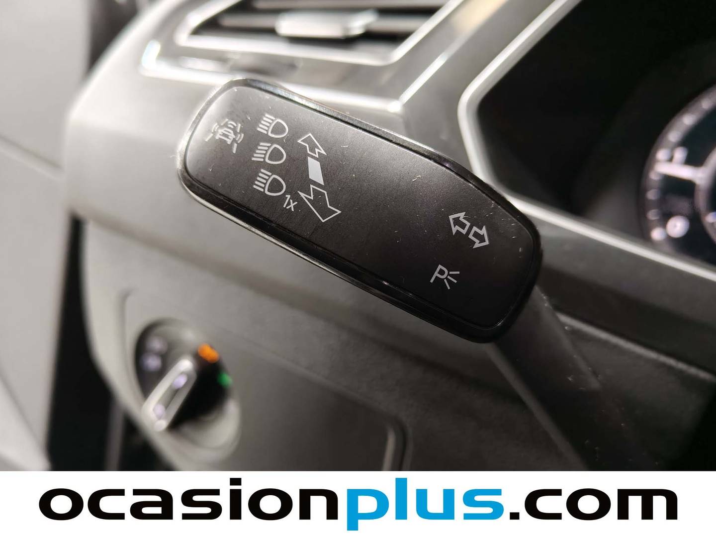 Foto Volkswagen Tiguan Volkswagen Tiguan Sport 2.0 TDI Pack R-Line (150 CV)