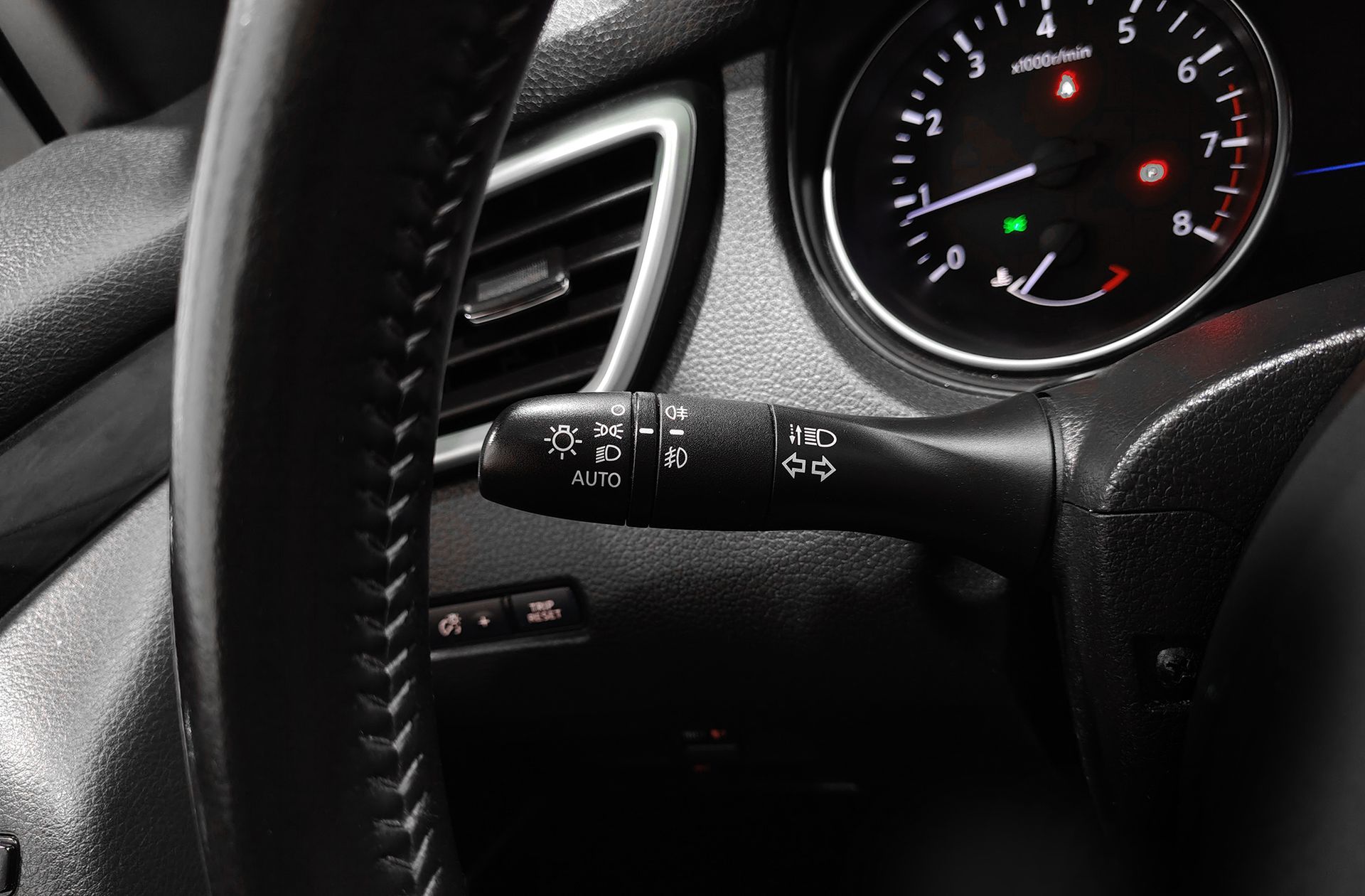 Nissan Qashqai DIG-T 140 Acenta 4x2 - foto 24