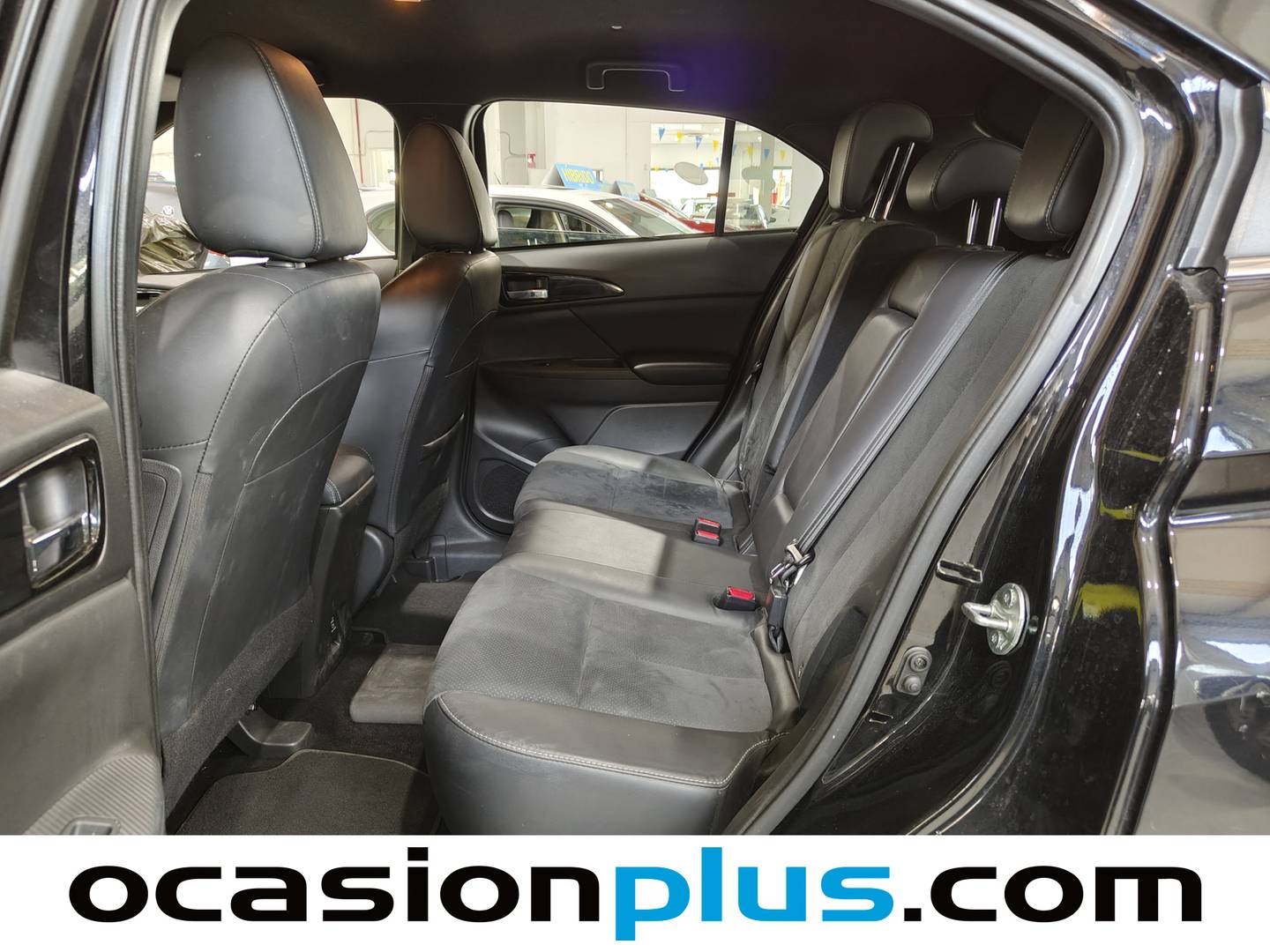 Foto Mitsubishi Eclipse Cross Mitsubishi Eclipse Cross 2.4 PHEV Kaiteki 4WD Auto (188 CV)