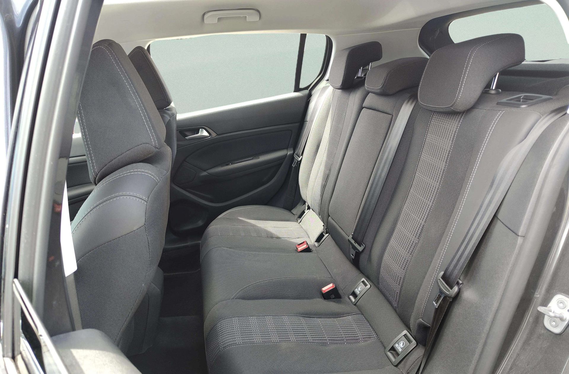 Peugeot 308 PureTech 130 Allure EAT8 - foto 12