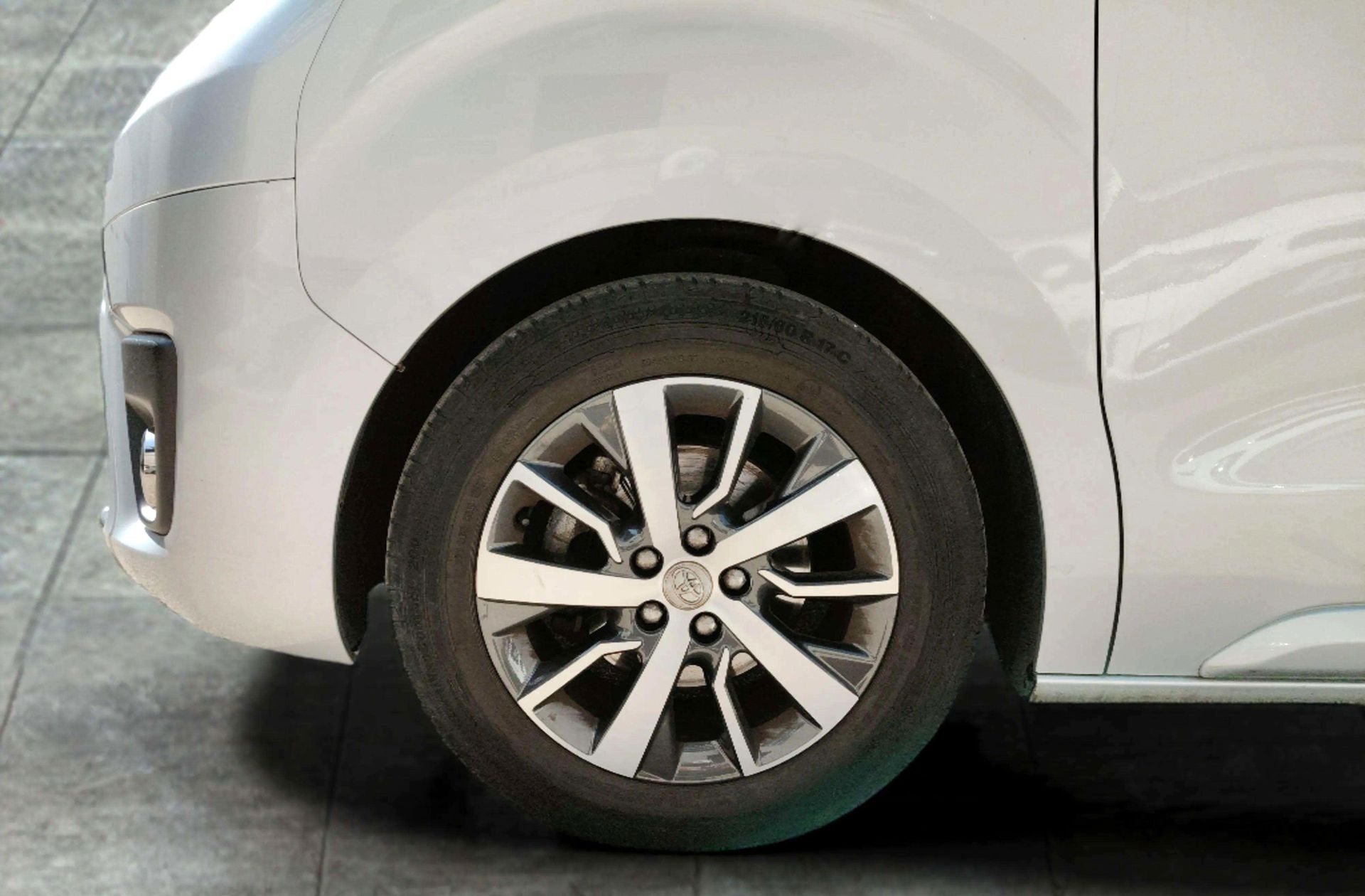 Toyota Proace Verso Combi 2.0D Family Advance Largo (L2) - foto 33