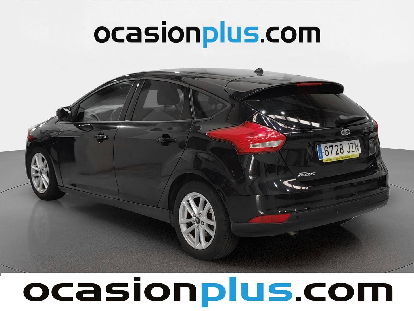 Foto delantera Ford Focus Ford Focus 1.5 TDCi Trend+ Powershift (120 CV) derecha