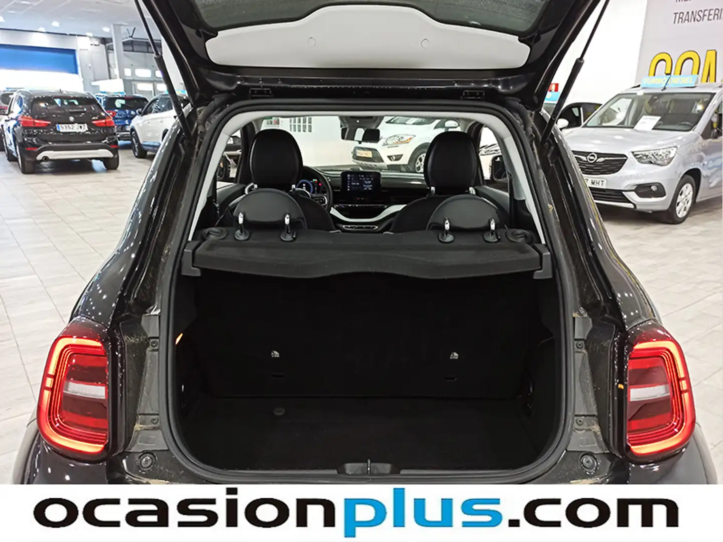 Foto Fiat 500 Fiat 500 Electrico Action Hb 185 km (95 CV)