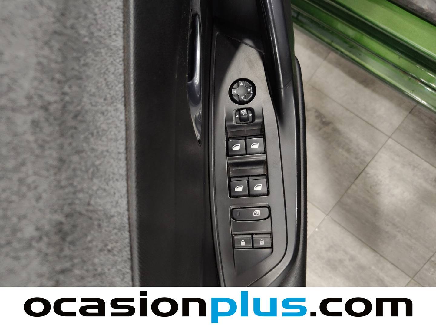 Foto Peugeot 308 Peugeot 308 PureTech 130 S&S Allure Pack EAT8 (130 CV)