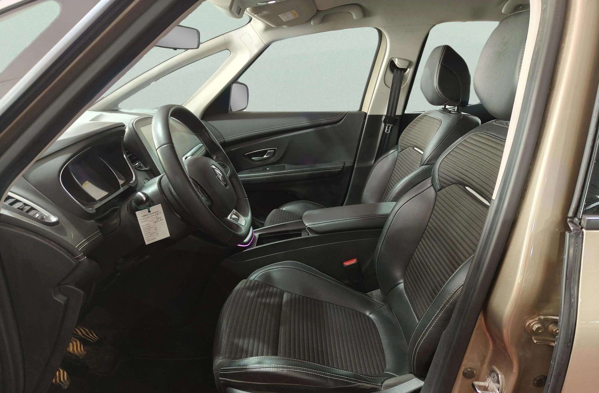 Renault Scénic Zen TCe GPF - foto 13