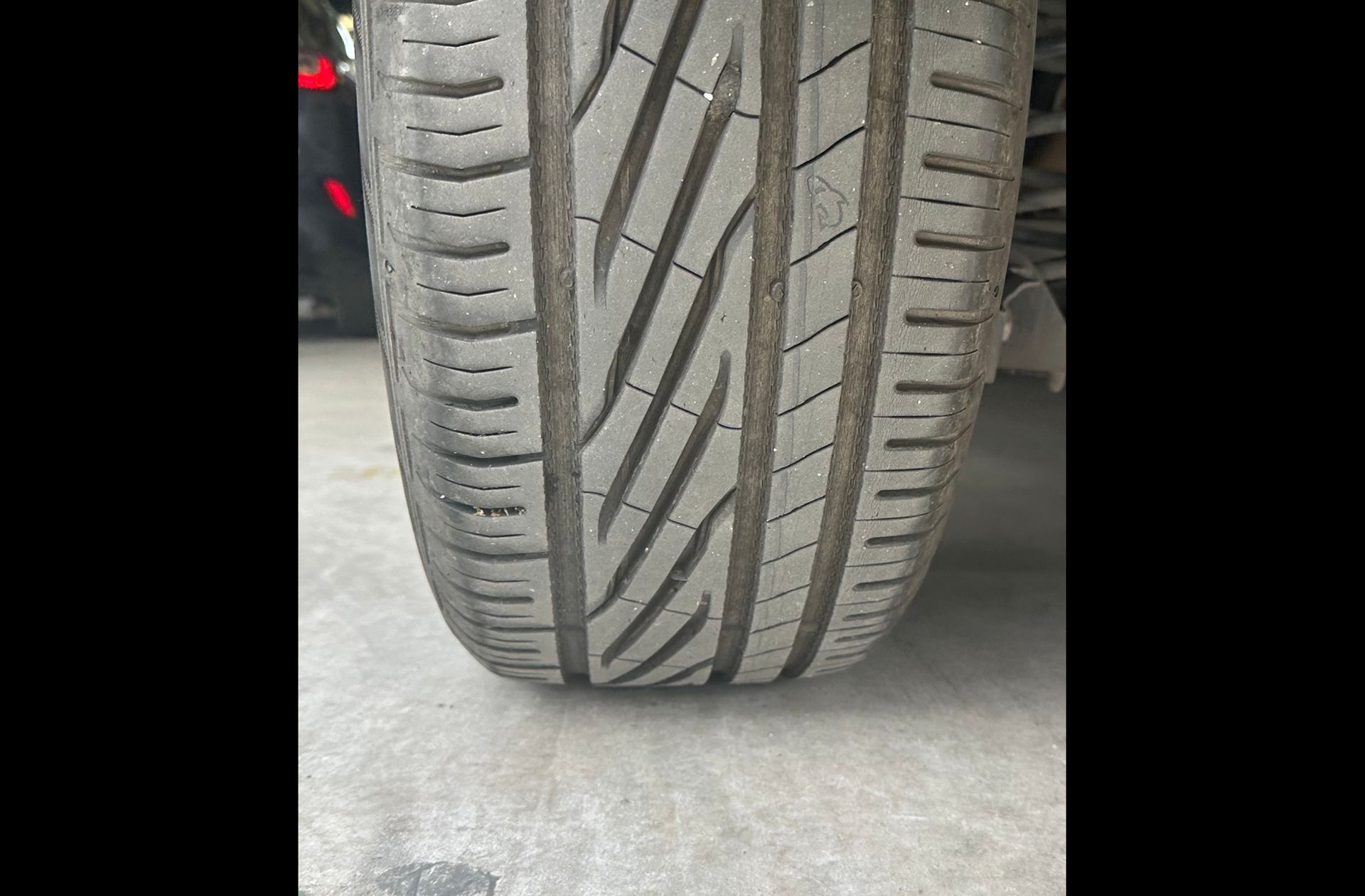 Škoda Karoq 1.6 TDI Like - foto 34