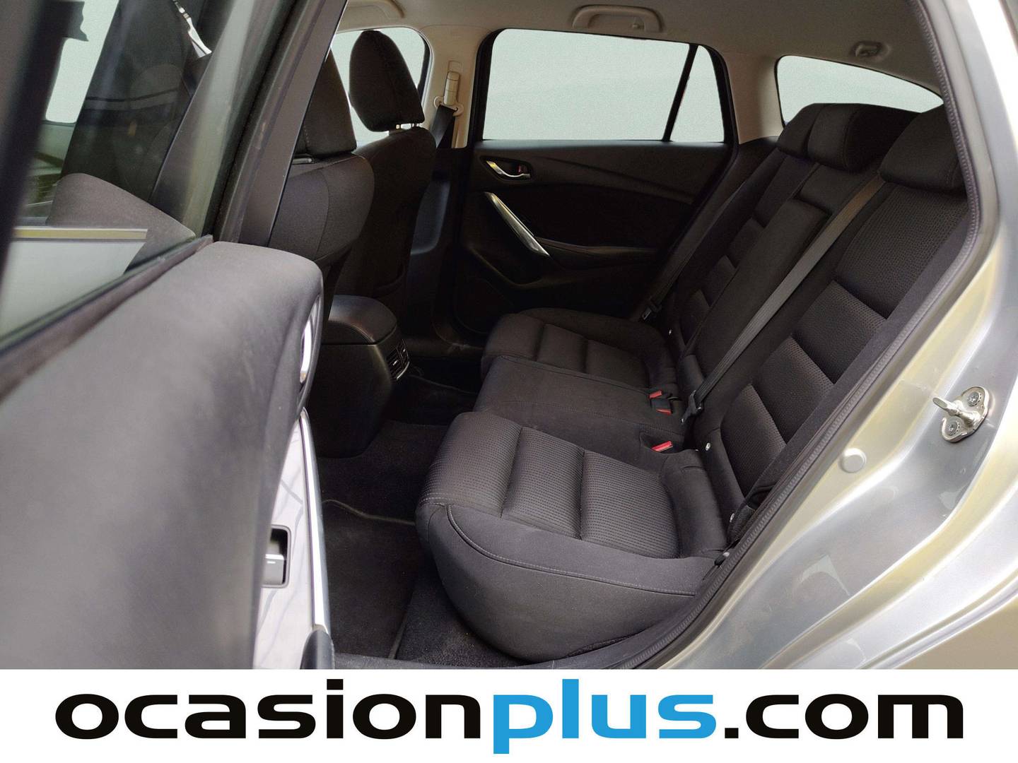 Foto asientos traseros Mazda Mazda6 Mazda Mazda 6 2.2 DE WAGON Luxury AT (150 CV)