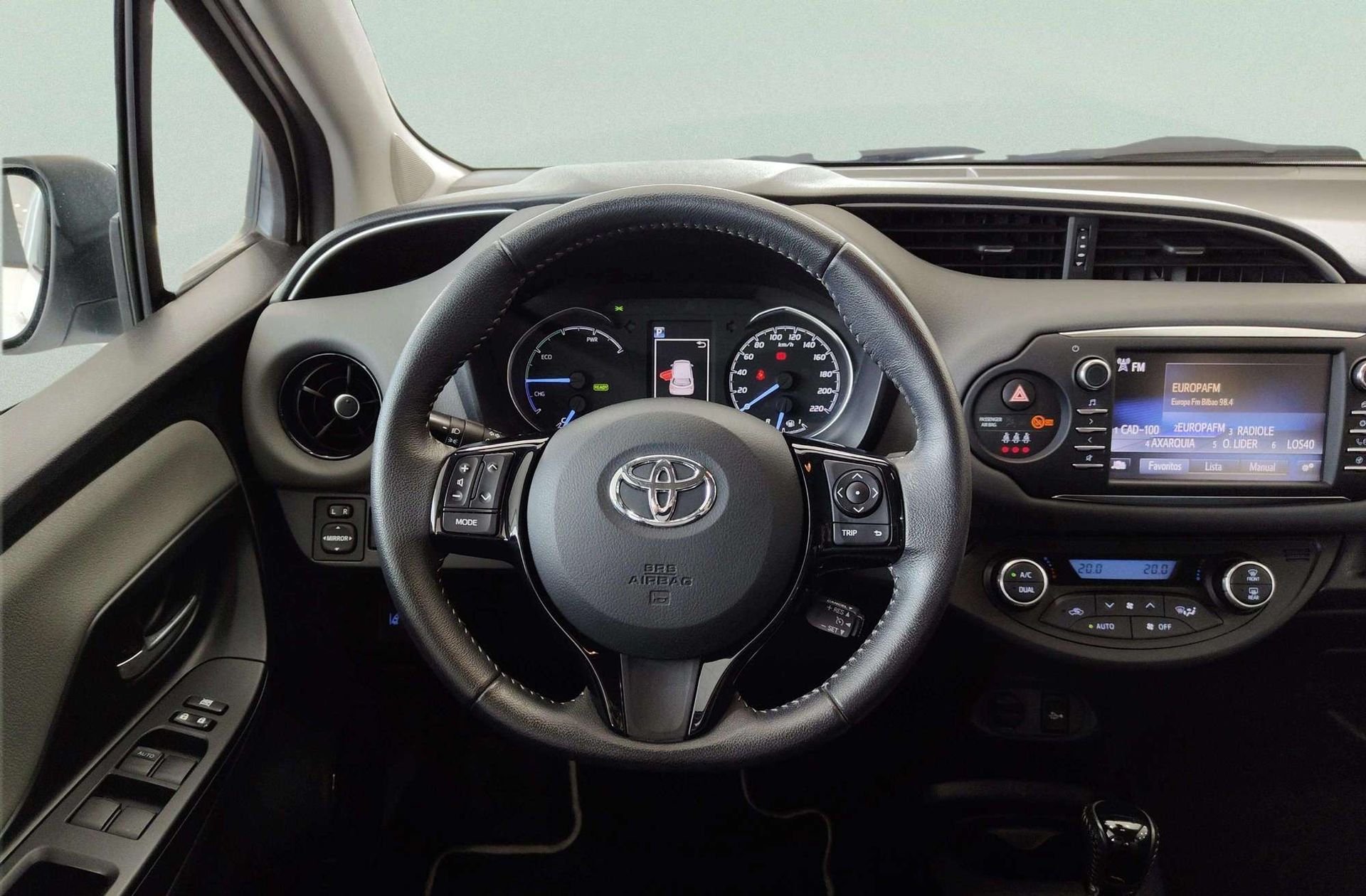 Toyota Yaris 1.5 Hybrid Active - foto 22