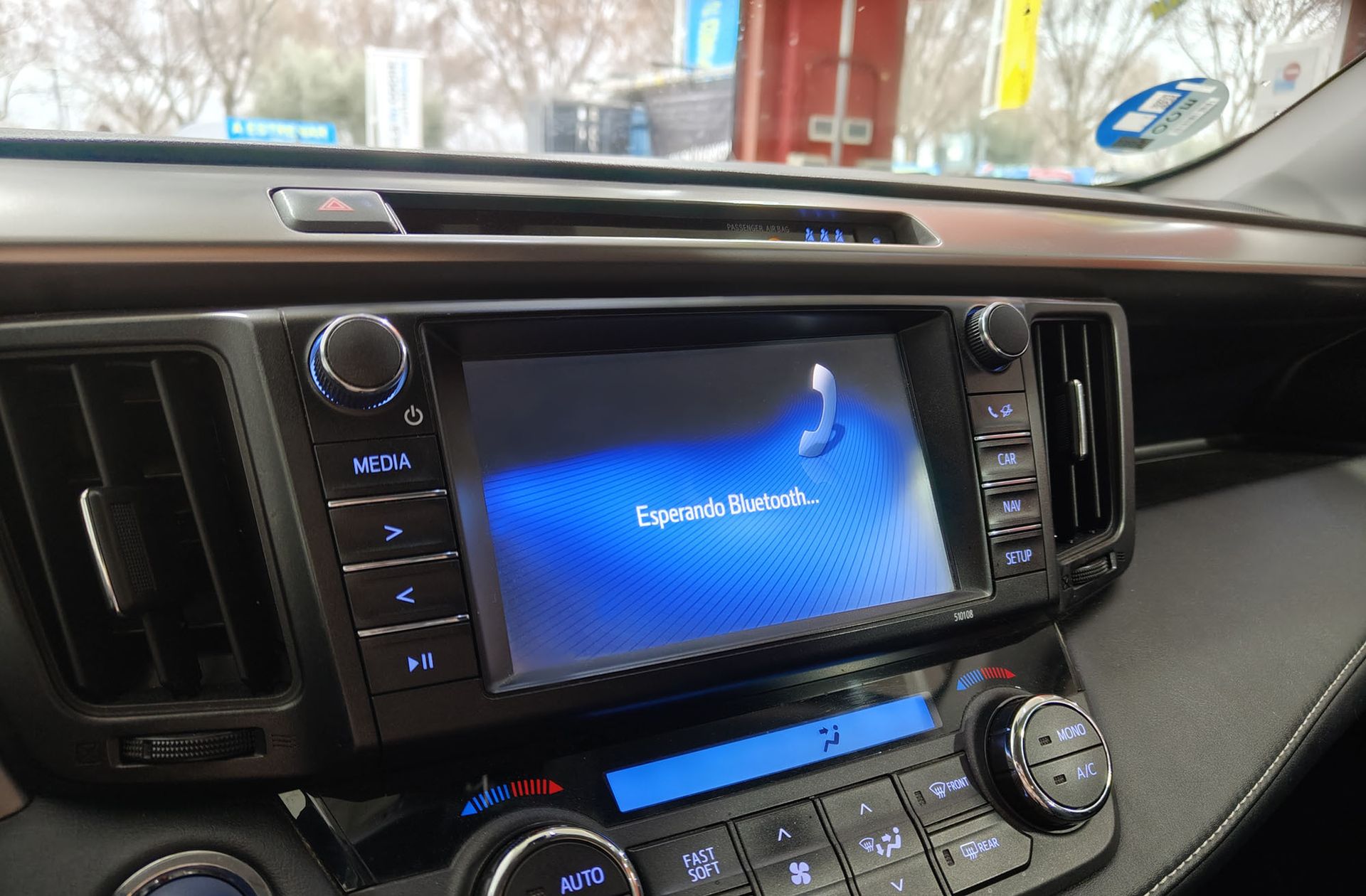 Toyota RAV4 2.5l hybrid Advance Pack Drive 2WD - foto 32