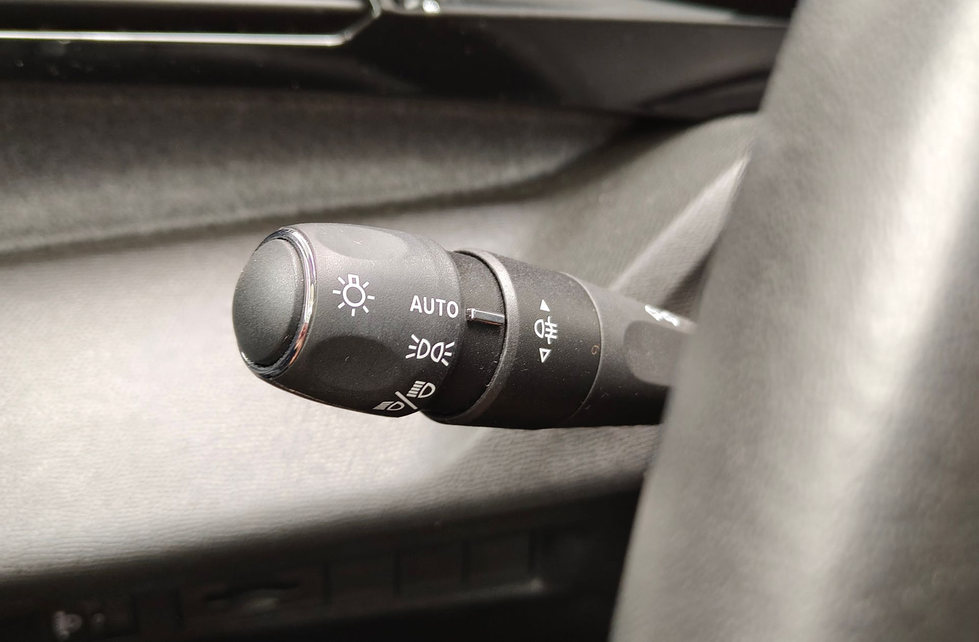 Peugeot 408 Allure Hybrid eDCS6 - foto 24