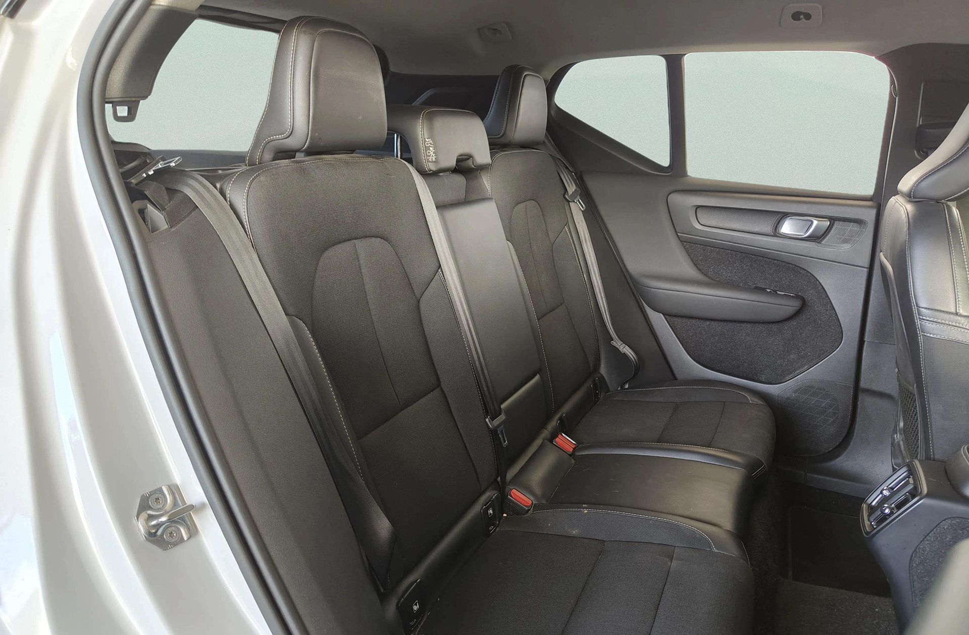 Volvo XC40 D3 Business Plus - foto 19