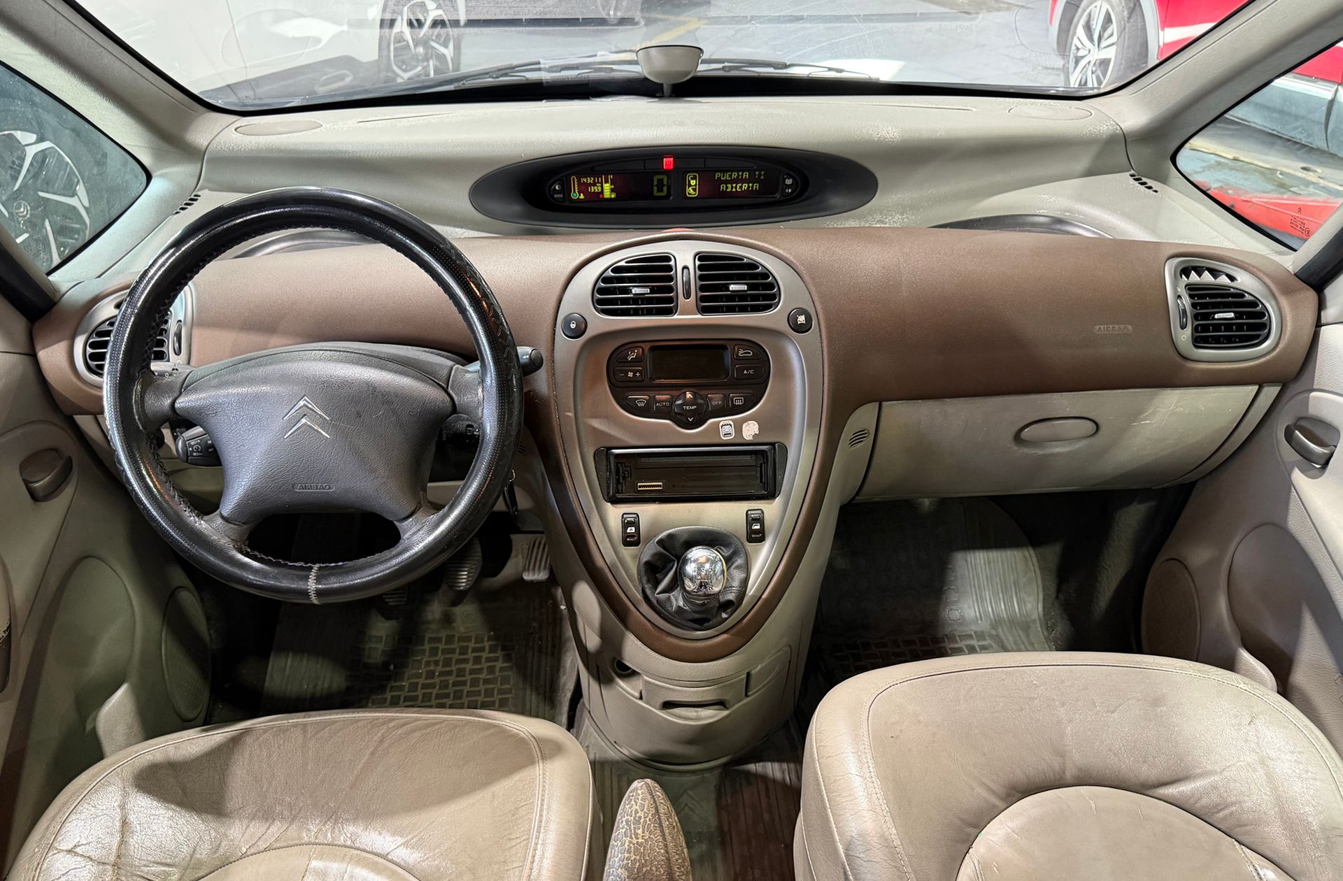 Citroën Xsara Picasso 2.0 HDi Exclusive Plus - foto 6