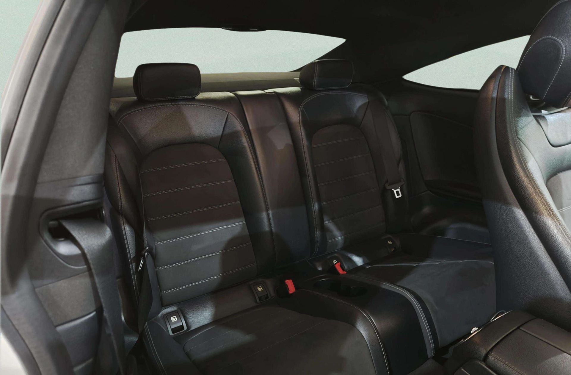 Mercedes-Benz Clase C Coupe 220 d Pack AMG - foto 18