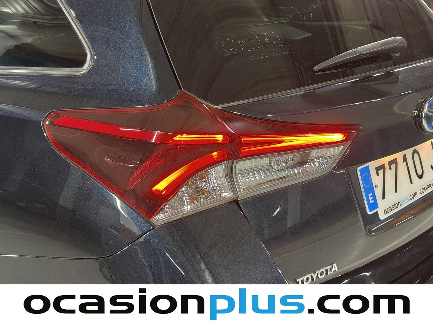 Extras del Toyota Auris Toyota Auris 140H Hybrid Touring Sports Feel! (136 CV)