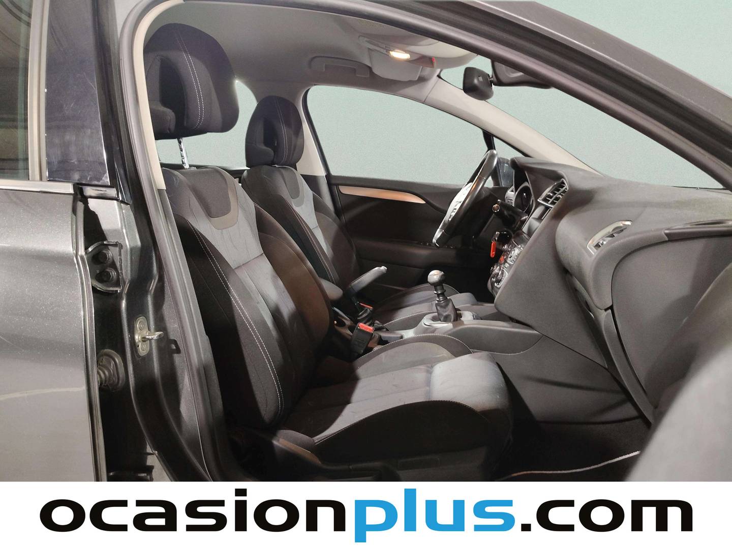 Citroën C4 Citroën C4 1.6 HDi Sport (112 CV) diésel