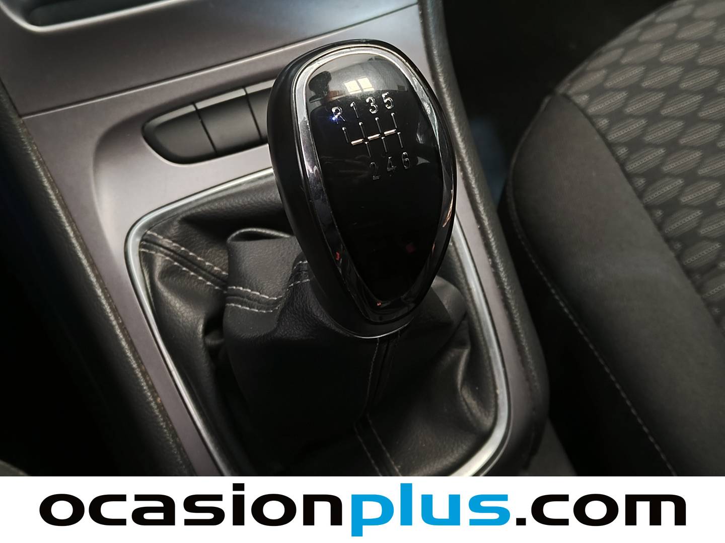 Opel Astra Opel Astra 1.6 CDTi Business + (110 CV) de segunda mano