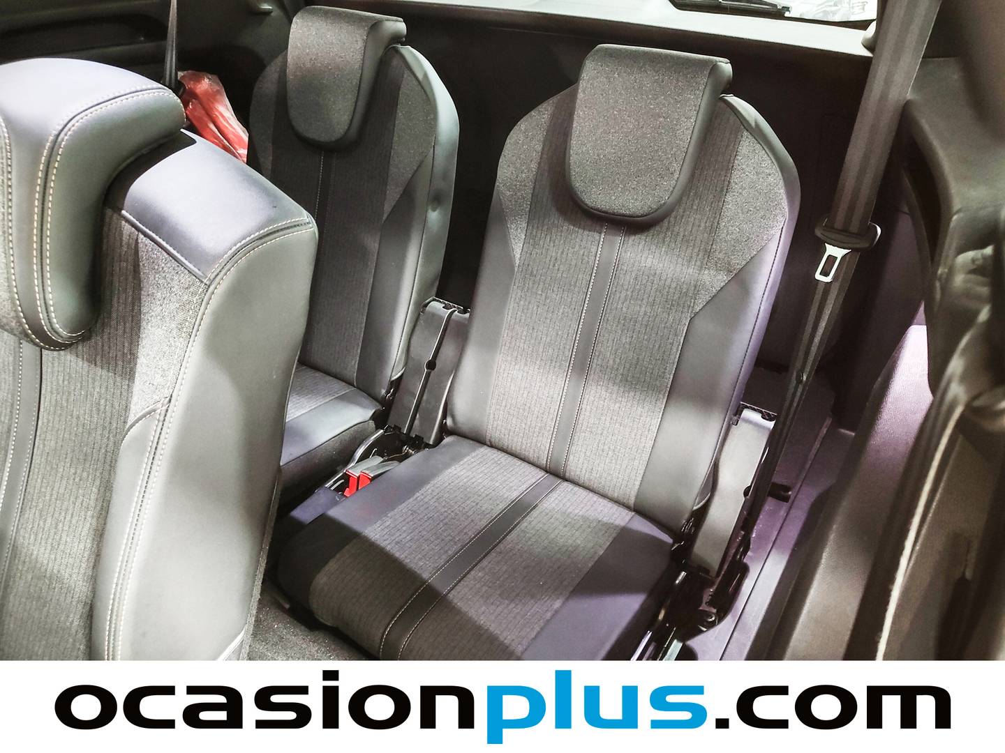 Equipamiento del Peugeot 5008 Peugeot 5008 PureTech 130 GT Line 7 Plazas (130 CV)