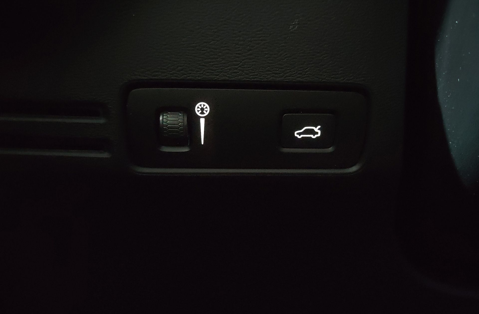 Volvo XC40 T2 Essential - foto 19