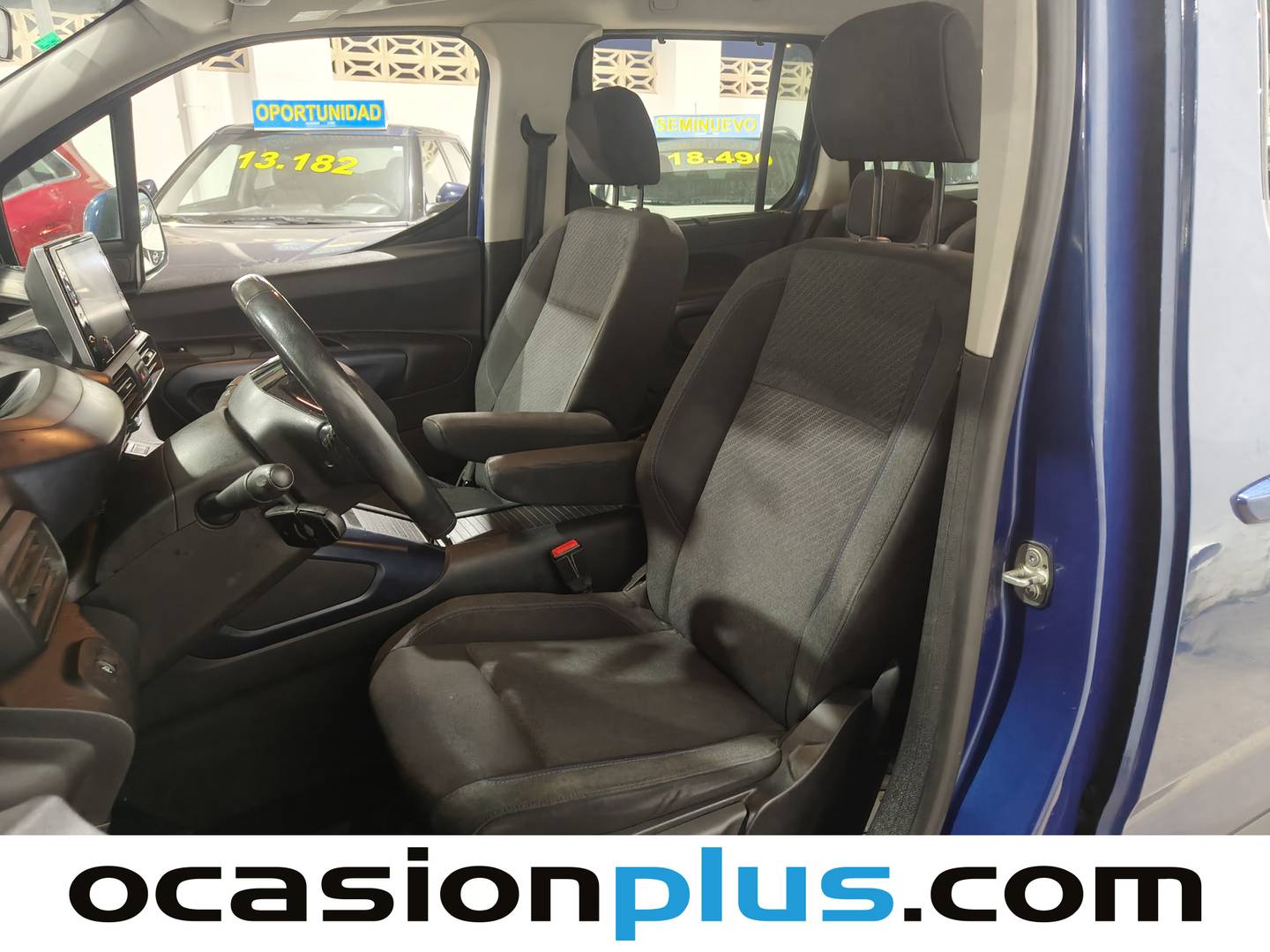 Foto asientos delanteros Peugeot Rifter Peugeot Rifter BlueHDi 130 S&S Allure Long (130 CV) 7 Plazas
