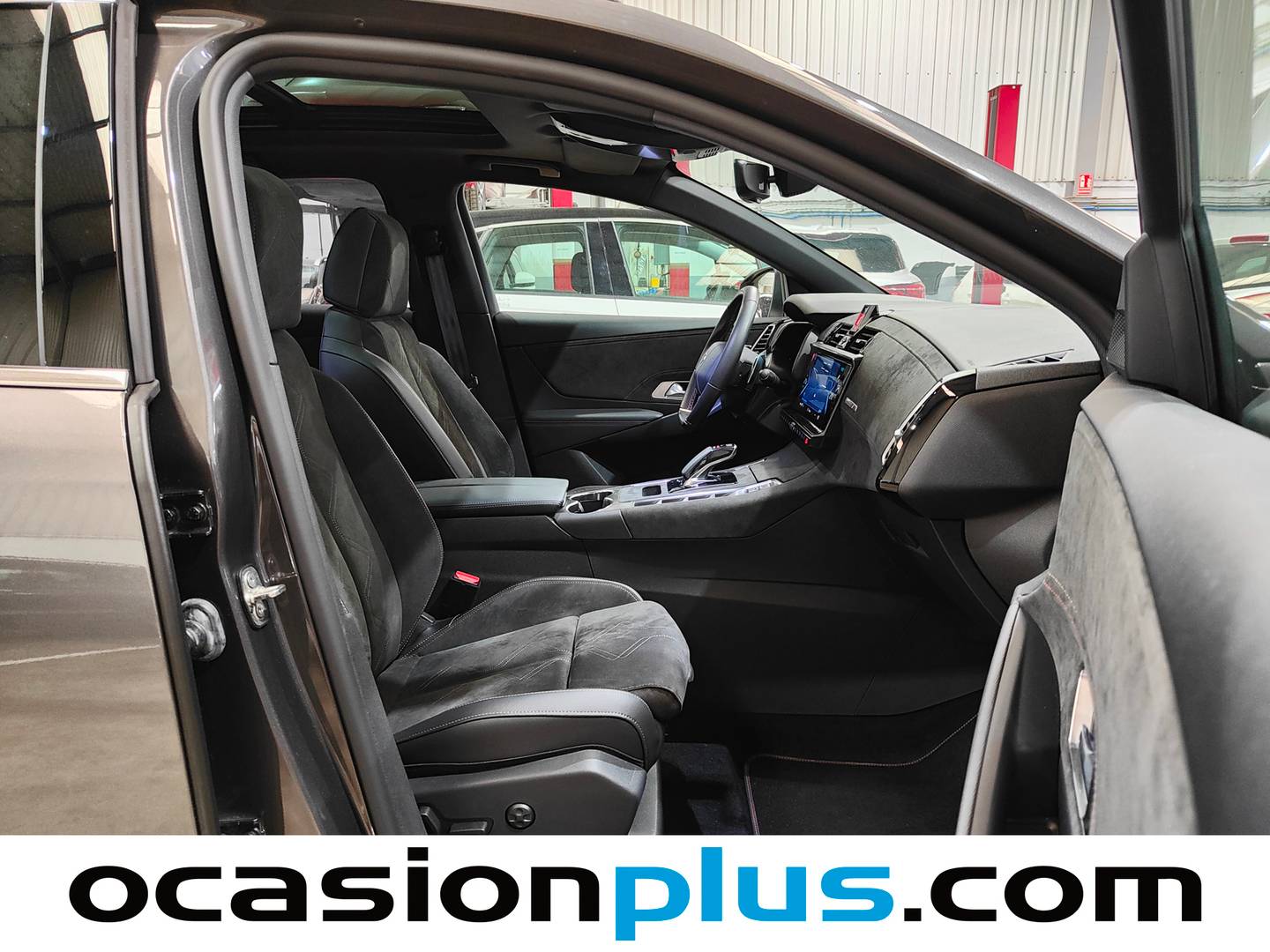 DS DS 7 Crossback DS DS7 Crossback E-Tense 300 Performance Line+ 4WD Auto (300 CV) de segunda mano