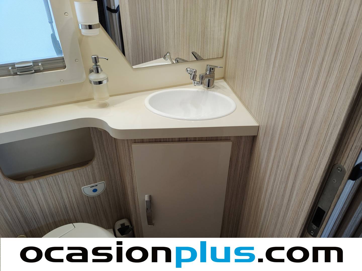 Elnagh T-LOFT 530 Elnagh T-LOFT 530 530 (140 CV) 5 Plazas de ocasión