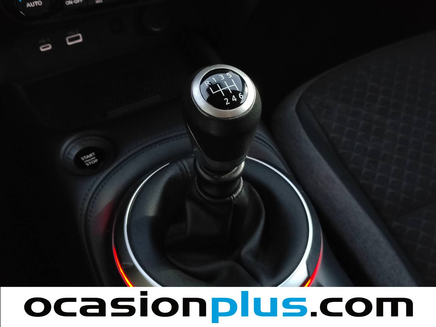 Foto Nissan JUKE Nissan Juke DIG-T N-Connecta 4x2 (114 CV)