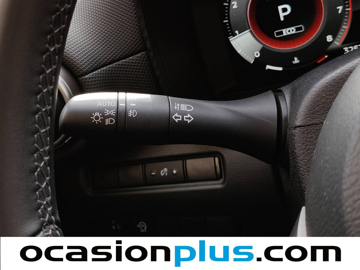 Foto Nissan JUKE Nissan Juke DIG-T N-Connecta 4x2 DCT  (114 CV)