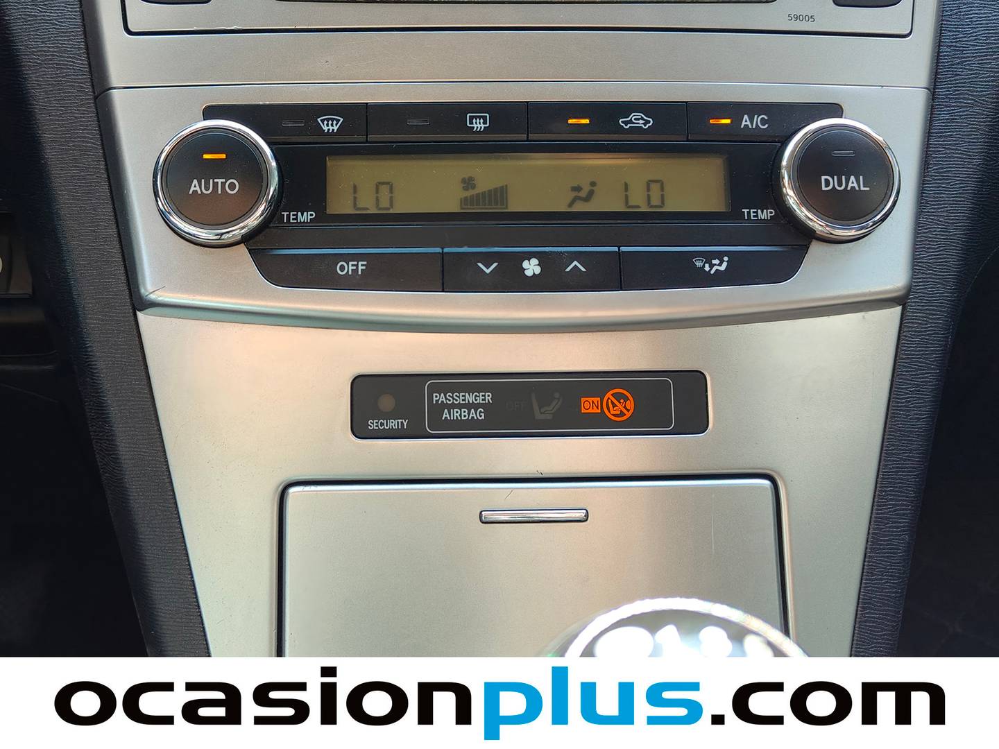 Extras del Toyota Avensis Toyota Avensis 120 D Advance (124 CV)