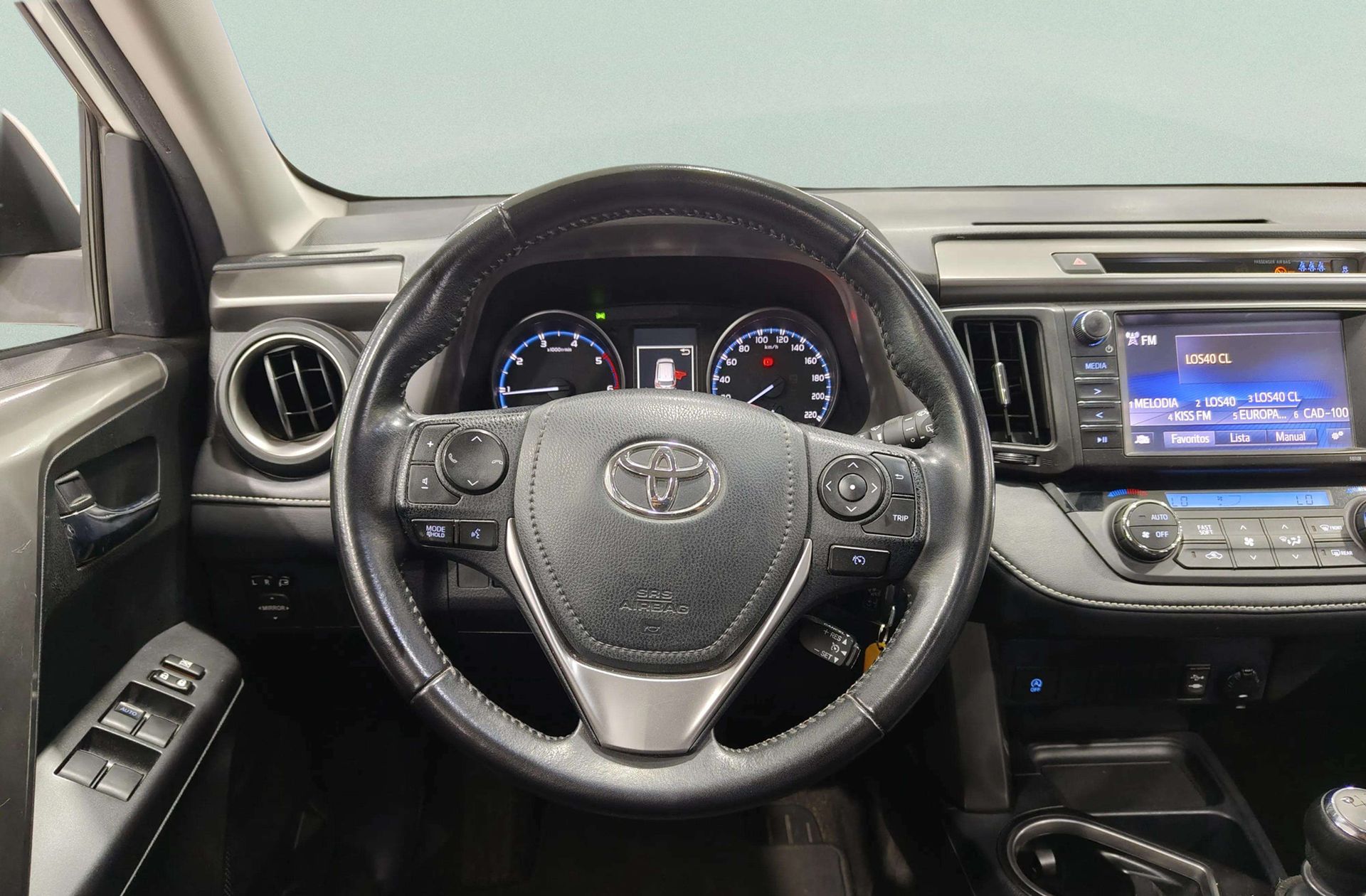 Toyota RAV4 150D 2WD Advance - foto 22