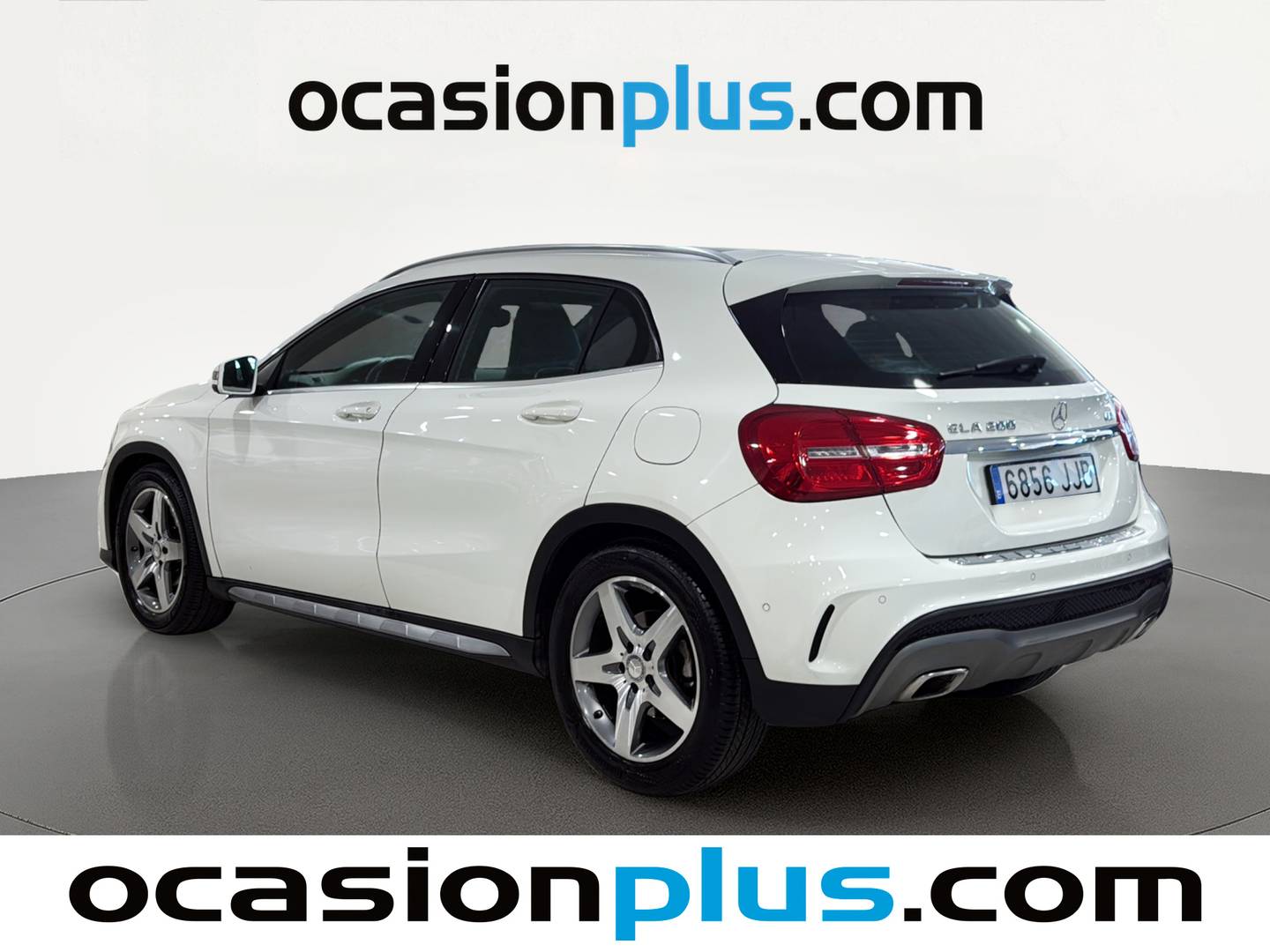Foto trasera Mercedes GLA Mercedes GLA 200 d AMG Line (136 CV) derecha