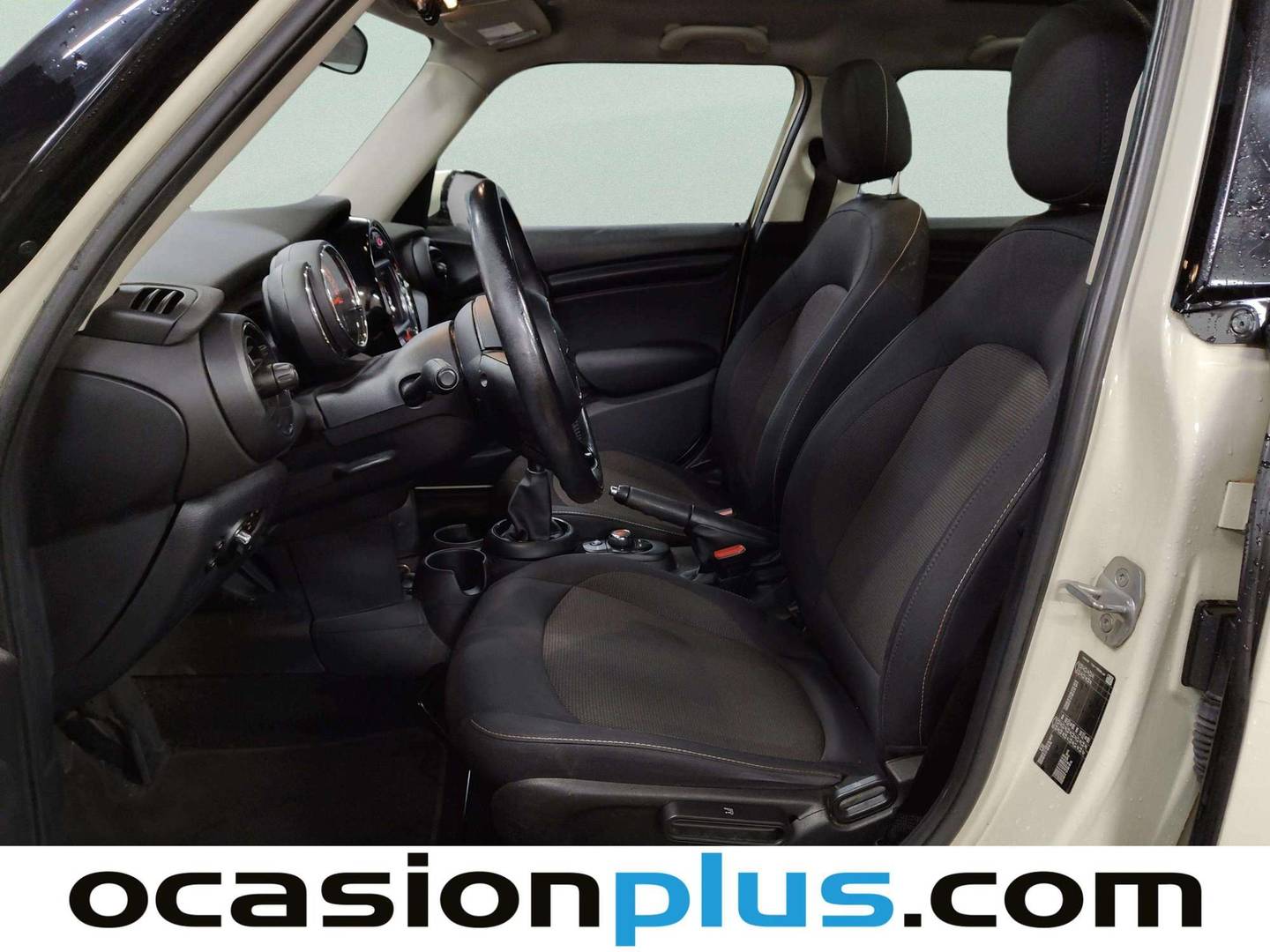 Foto asientos delanteros Mini MINI Mini MINI Cooper 5 Puertas One (102 CV)