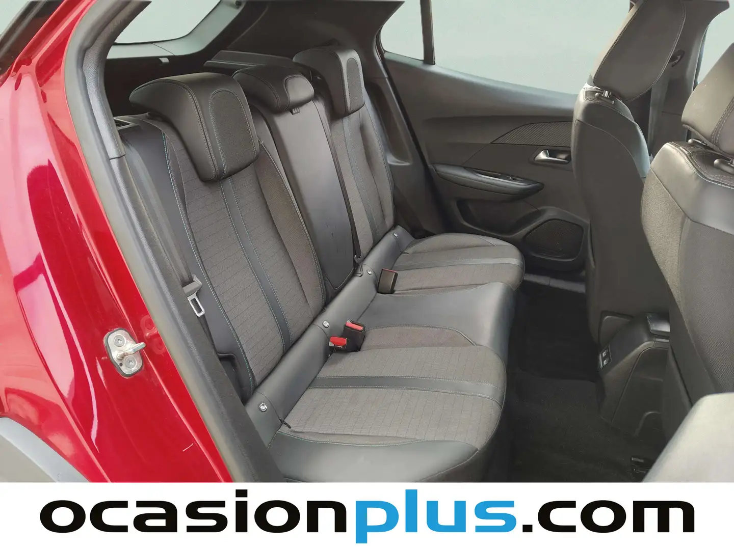 Foto Peugeot 2008 Peugeot 2008 PureTech 130 S&S Allure Pack (130 CV)