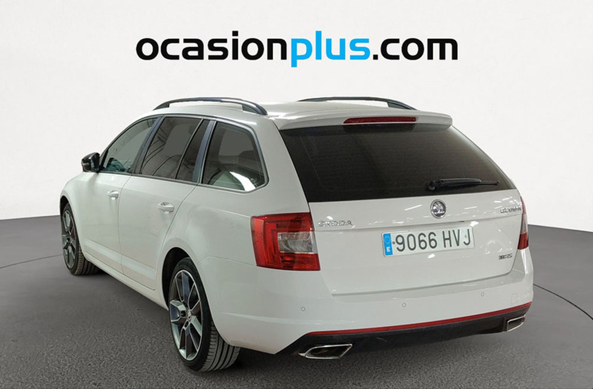 Škoda Octavia Combi 2.0 TDI RS DSG - foto 3