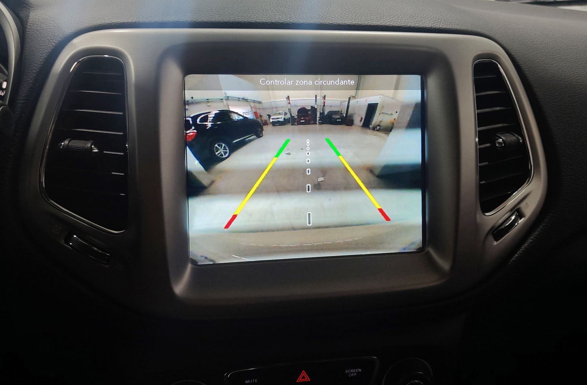 Jeep Compass 1.4 MultiAir Longitude 4x2 - foto 8