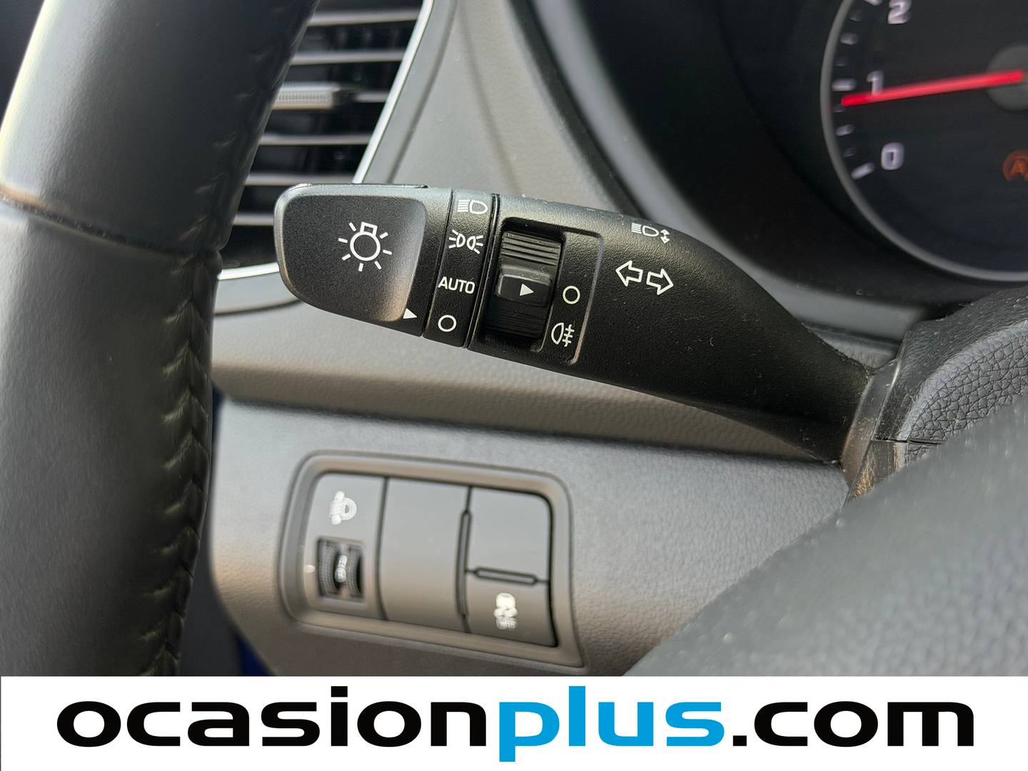 Acabados Hyundai i20 Hyundai i20 1.2 MPI Essence LE (75 CV)