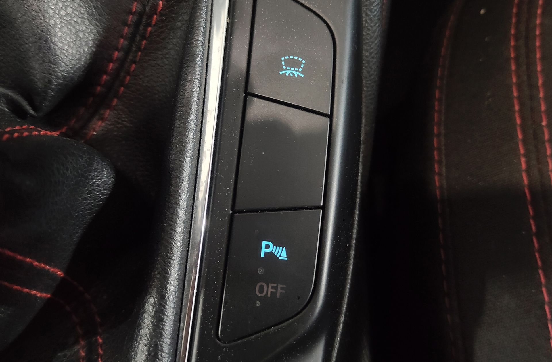 Ford Kuga 1.5 EcoBlue ST-Line - foto 32