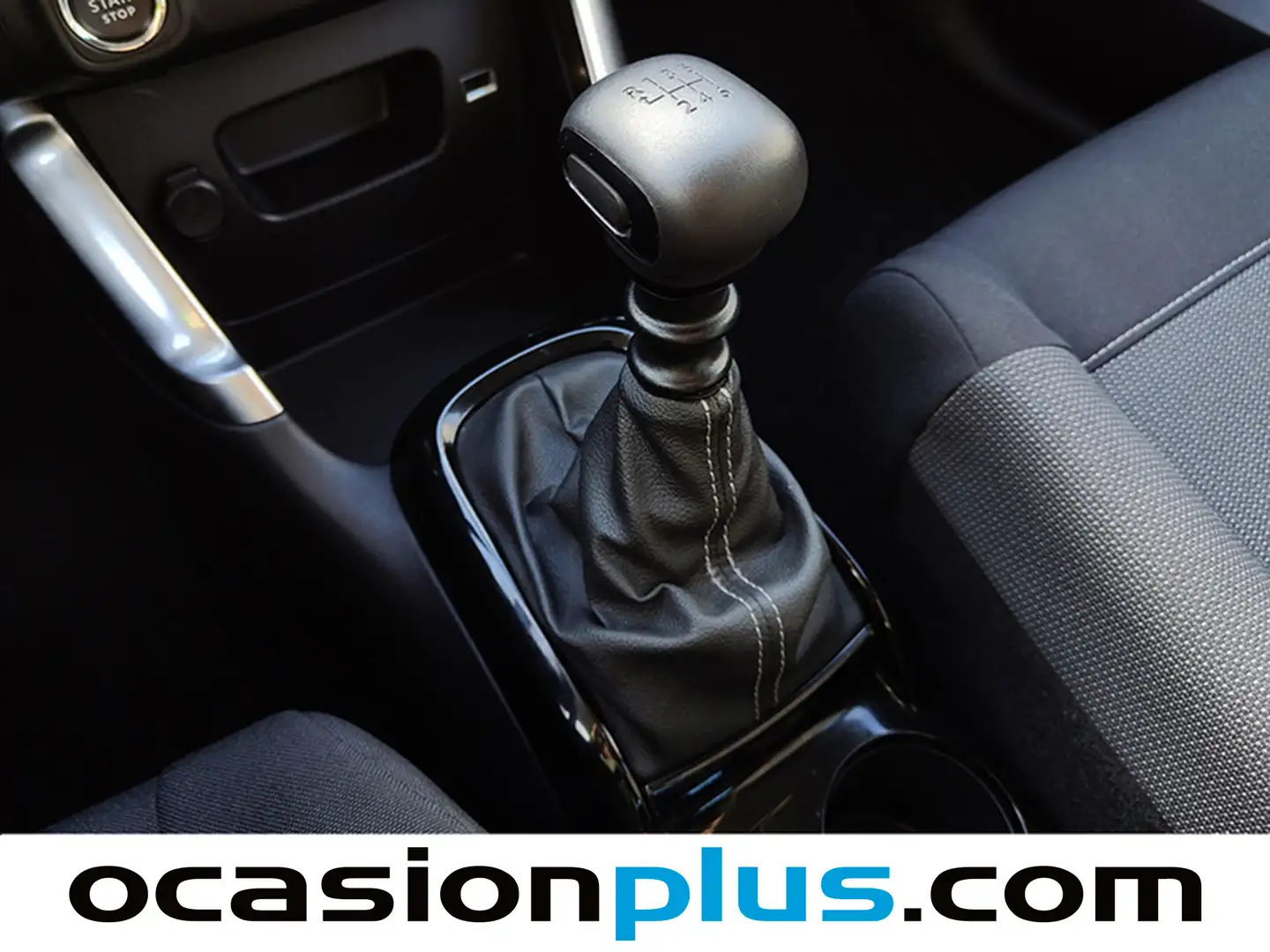 Foto Citroën C3 Aircross Citroen C3 Aircross PureTech 110 S&S Shine (110 CV)